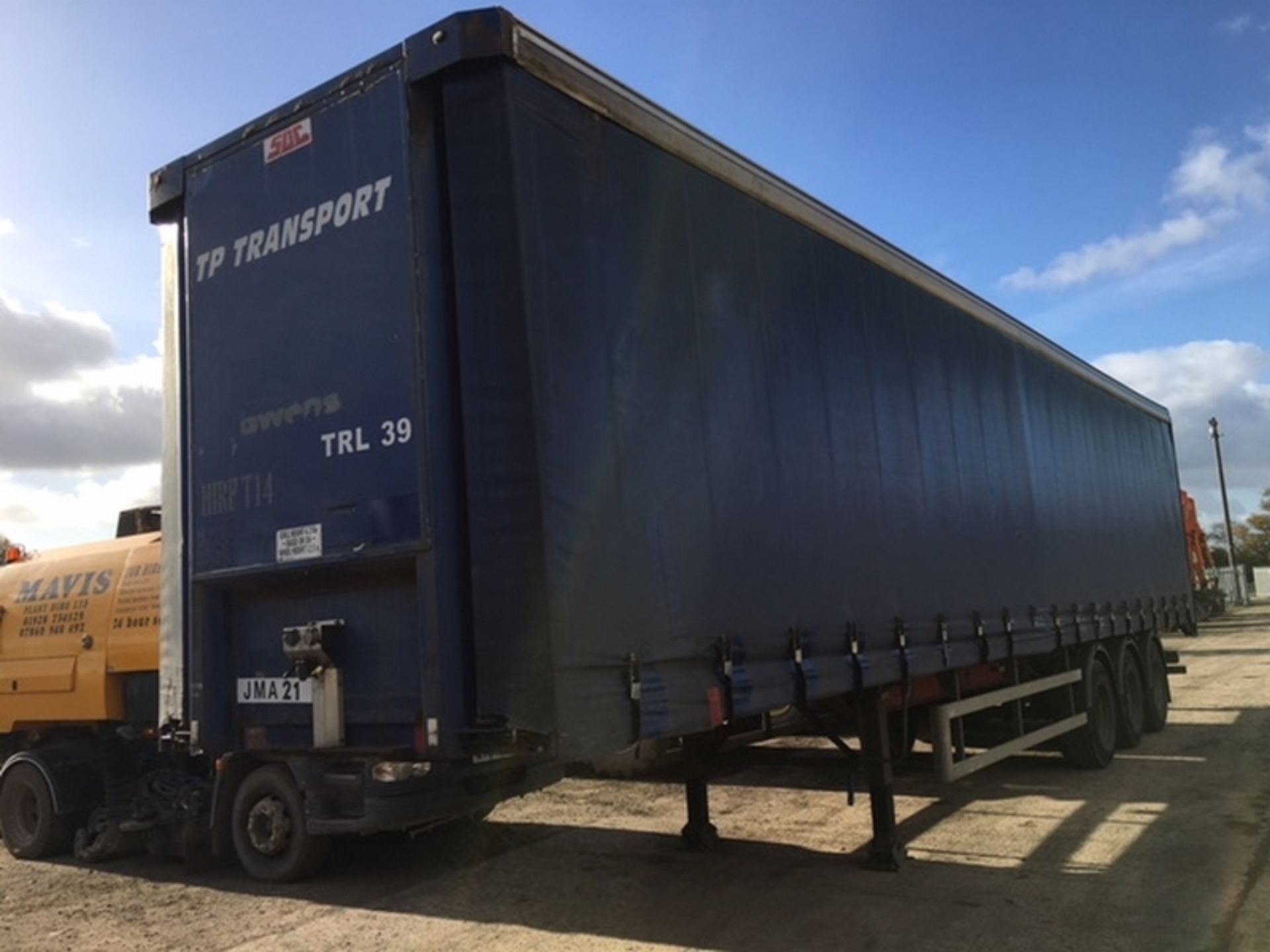 SDC Curtainside Trailer Tri Axle - Image 2 of 6