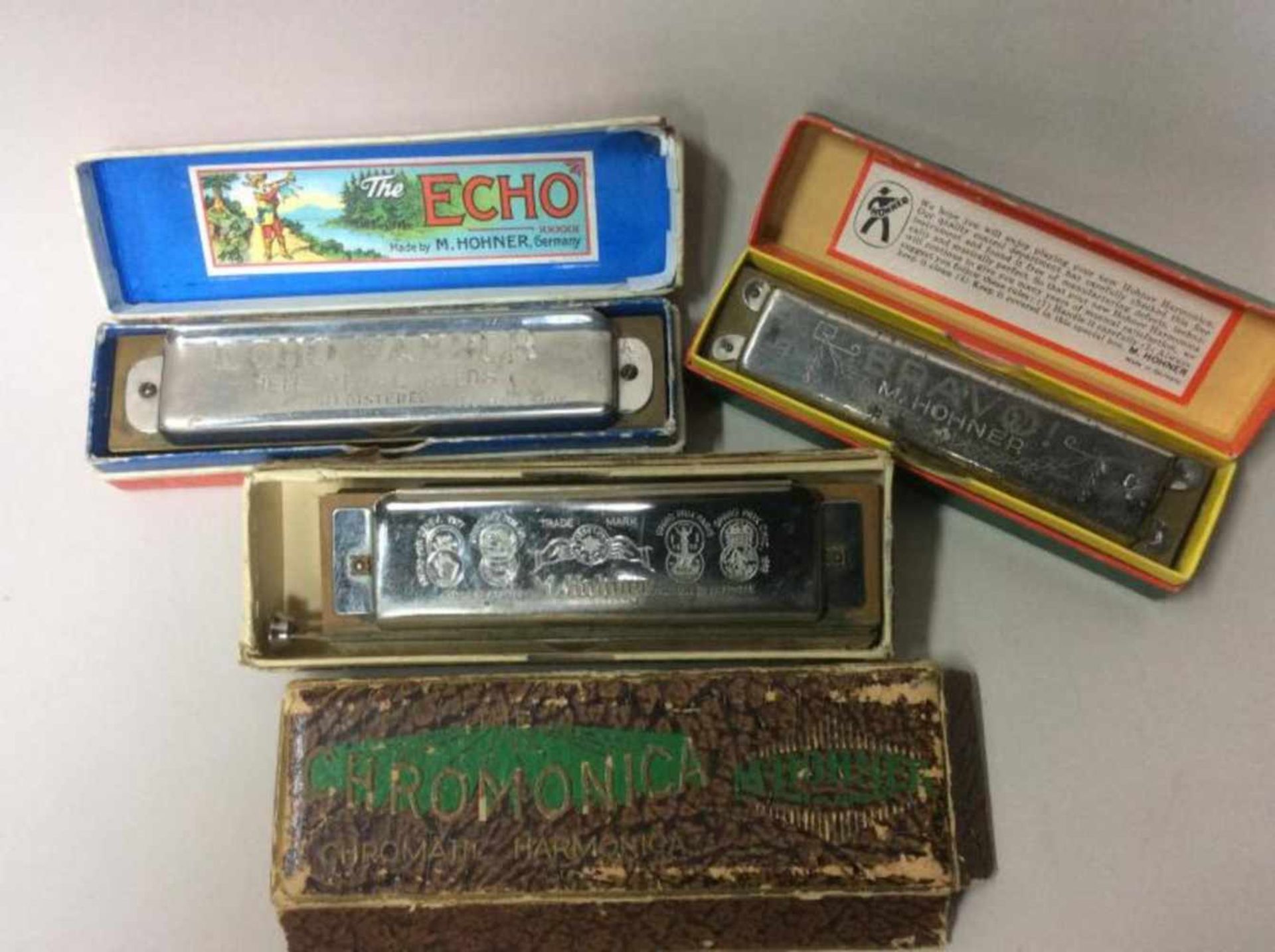 Lot van 3 mondharmonica's van Hohner, in originele doosjes