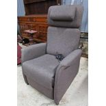 Electrische relax- fauteuil met stoffen bekleding