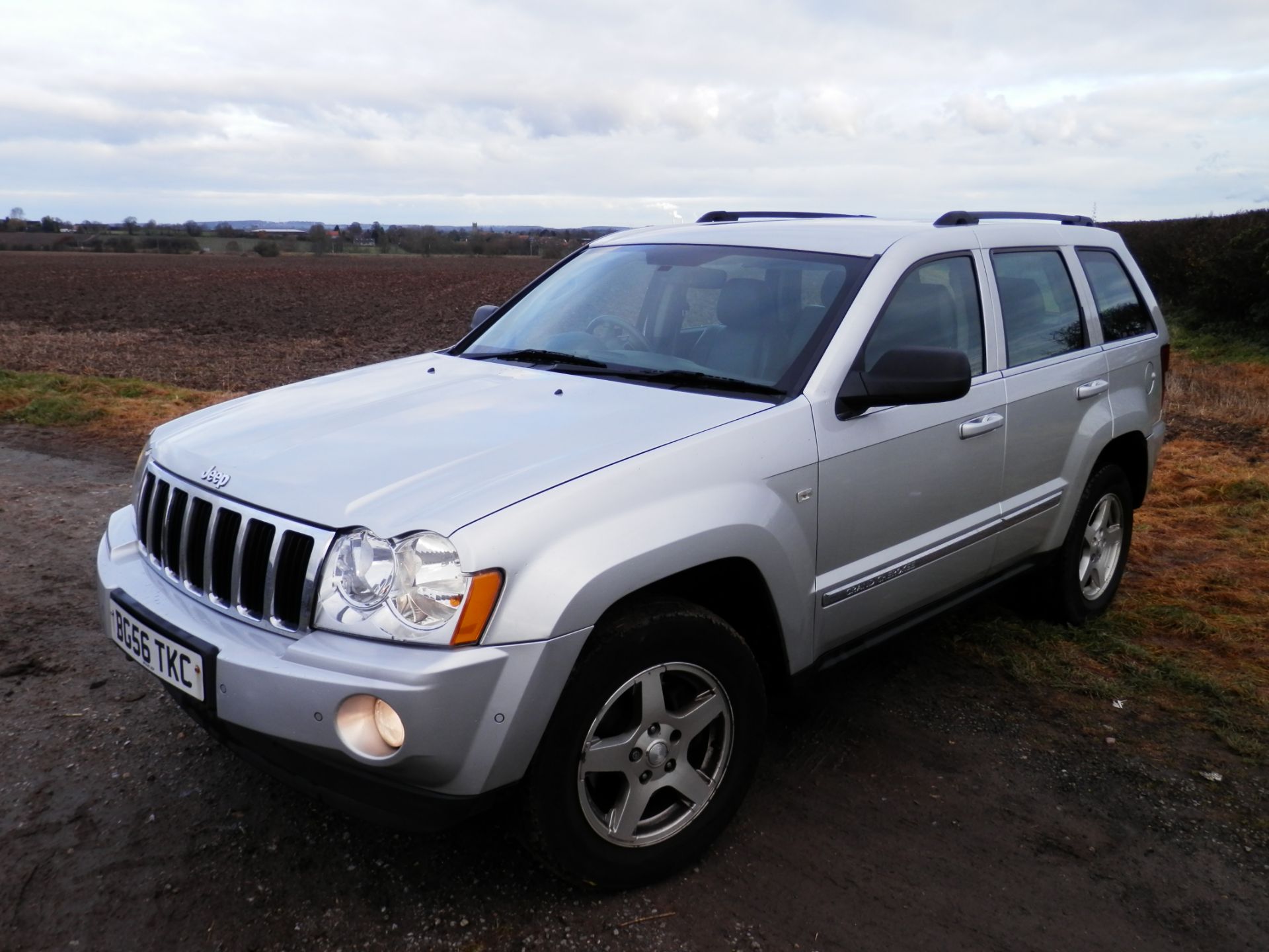 2006/56 PLATE JEEP GRAND CHEROKEE 3.0 CRD V6 TURBO DIESEL AUTO. ONLY 92K MILES. 12 MONTHS MOT - Image 8 of 28