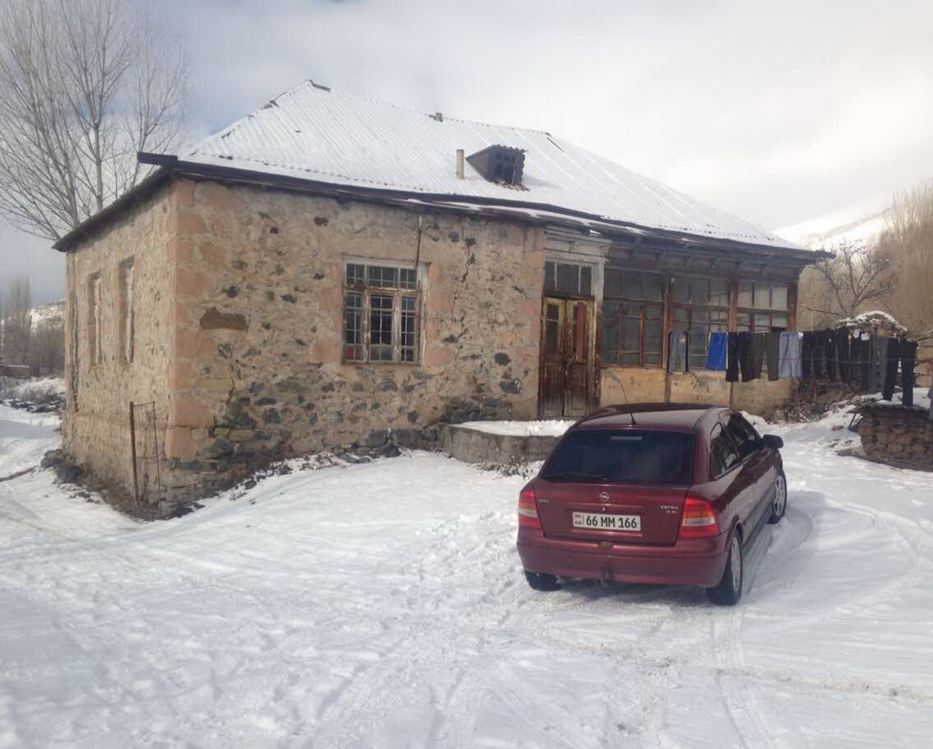 FREEHOLD HOME AND 1,820 SQM OF LAND IN ARMENIA - Image 20 of 28