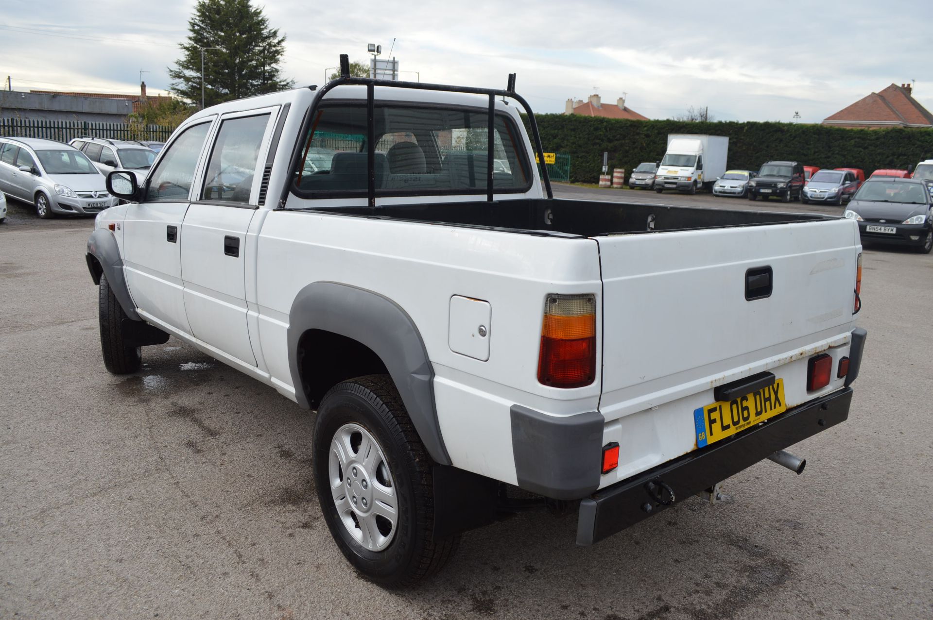 2006/06 REG TATA TL2 LWB 2.0 DIESEL - GENUINE VERY LOW MILEAGE! 23,000m - Image 4 of 30