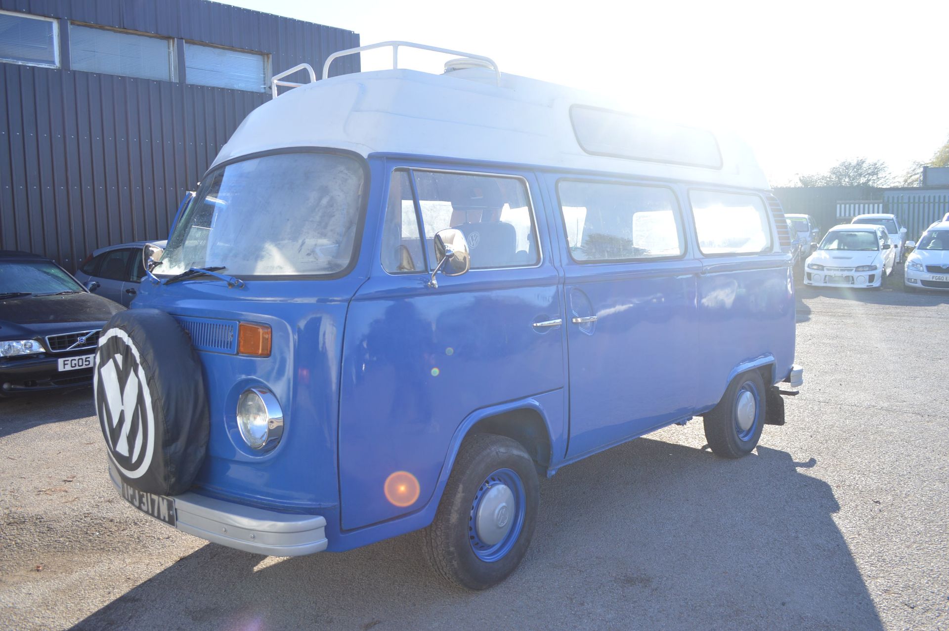 1973/T REG VOLKSWAGEN 412 LE/LS CAMPER WITH MANUAL GEARBOX *NO VAT* - Image 3 of 23