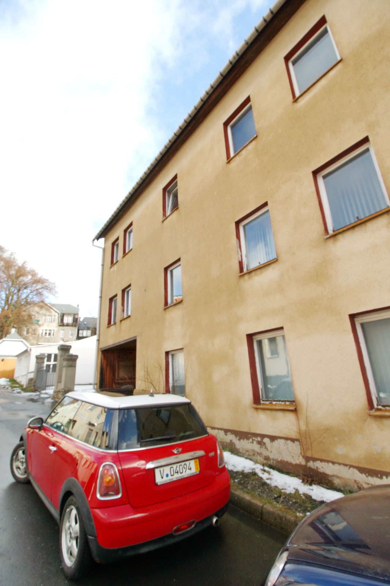 FREEHOLD APARTMENT BLOCK IN THE TOWN CENTRE OF GEYER, SAXONY, GERMANY - Image 33 of 63