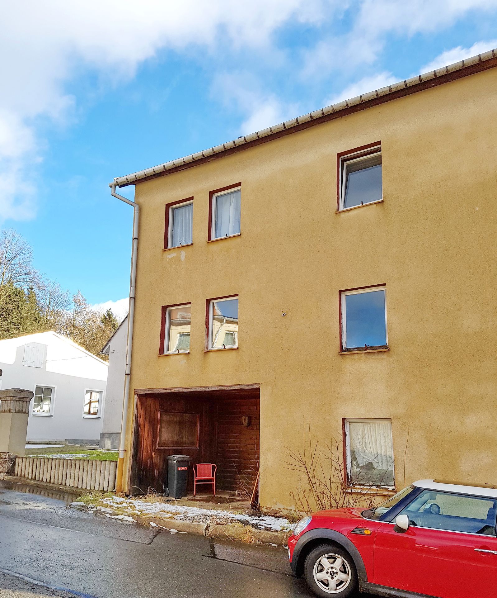 FREEHOLD APARTMENT BLOCK IN THE TOWN CENTRE OF GEYER, SAXONY, GERMANY - Image 29 of 63