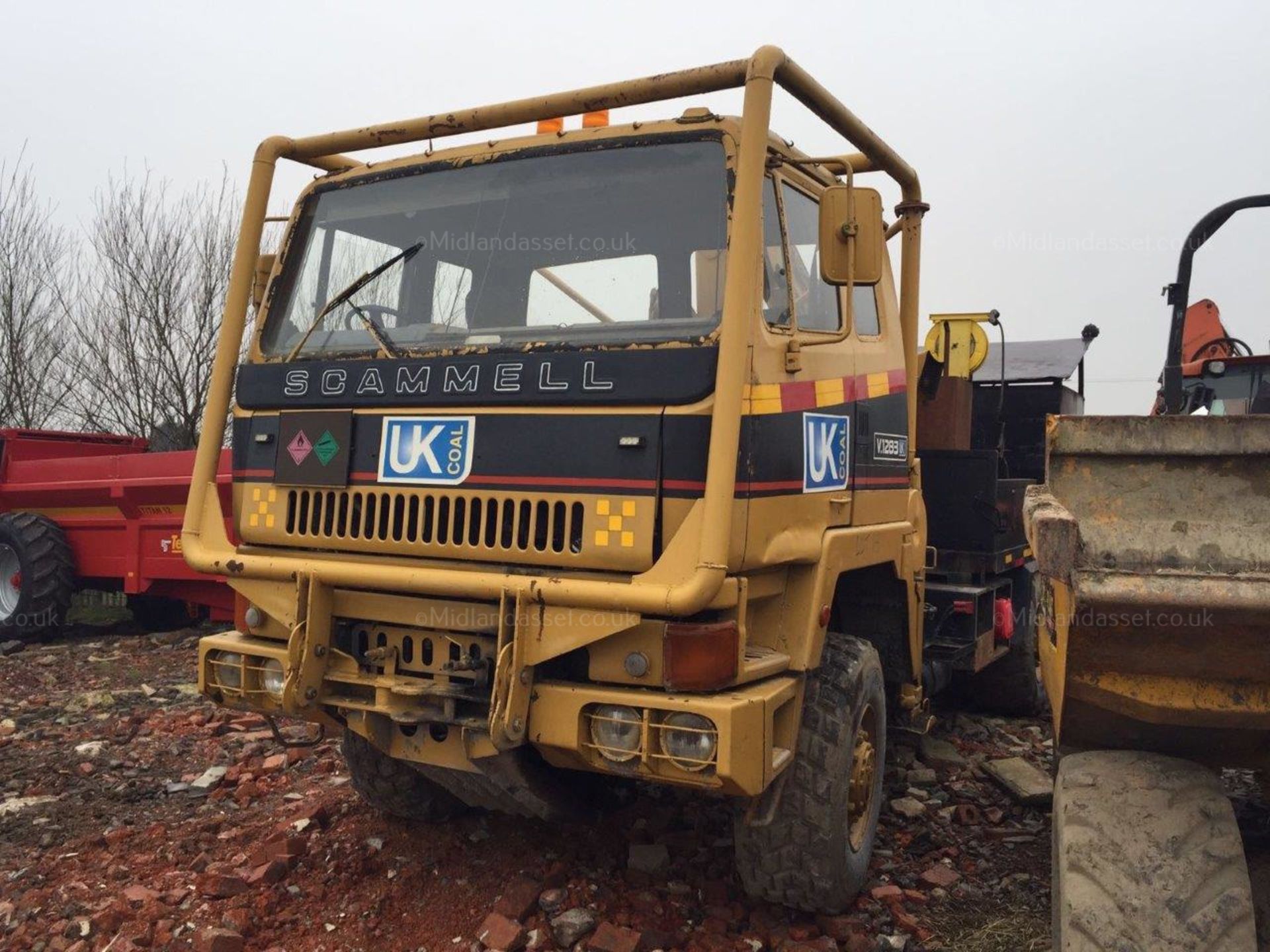 DS - SCAMMELL 6x6 LORRY WITH OIL TANKER AND HIAB CRANE EXPORT? - Image 10 of 11