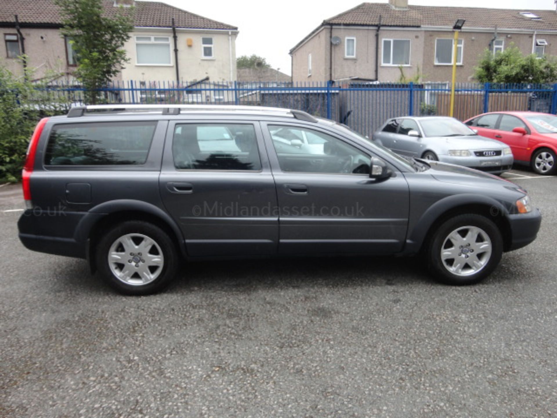 2007/07 REG VOLVO XC70 SE D5 AUTO ESTATE *NO VAT* - Image 2 of 7