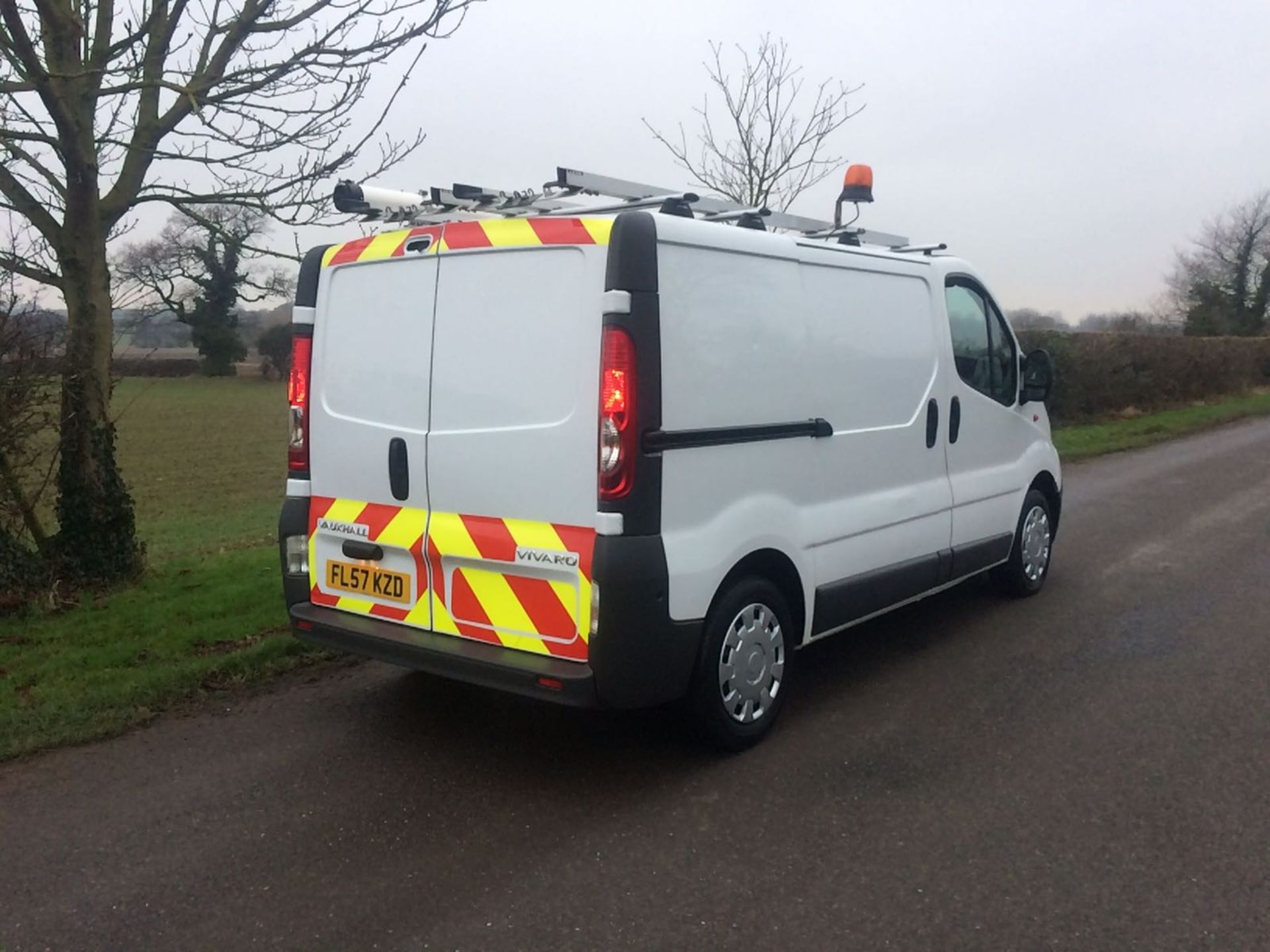 2007/57 REG VAUXHALL VIVARO 2900 CDTI SWB - EX BT VAN, 1 OWNER FROM NEW *NO VAT* - Bild 4 aus 12