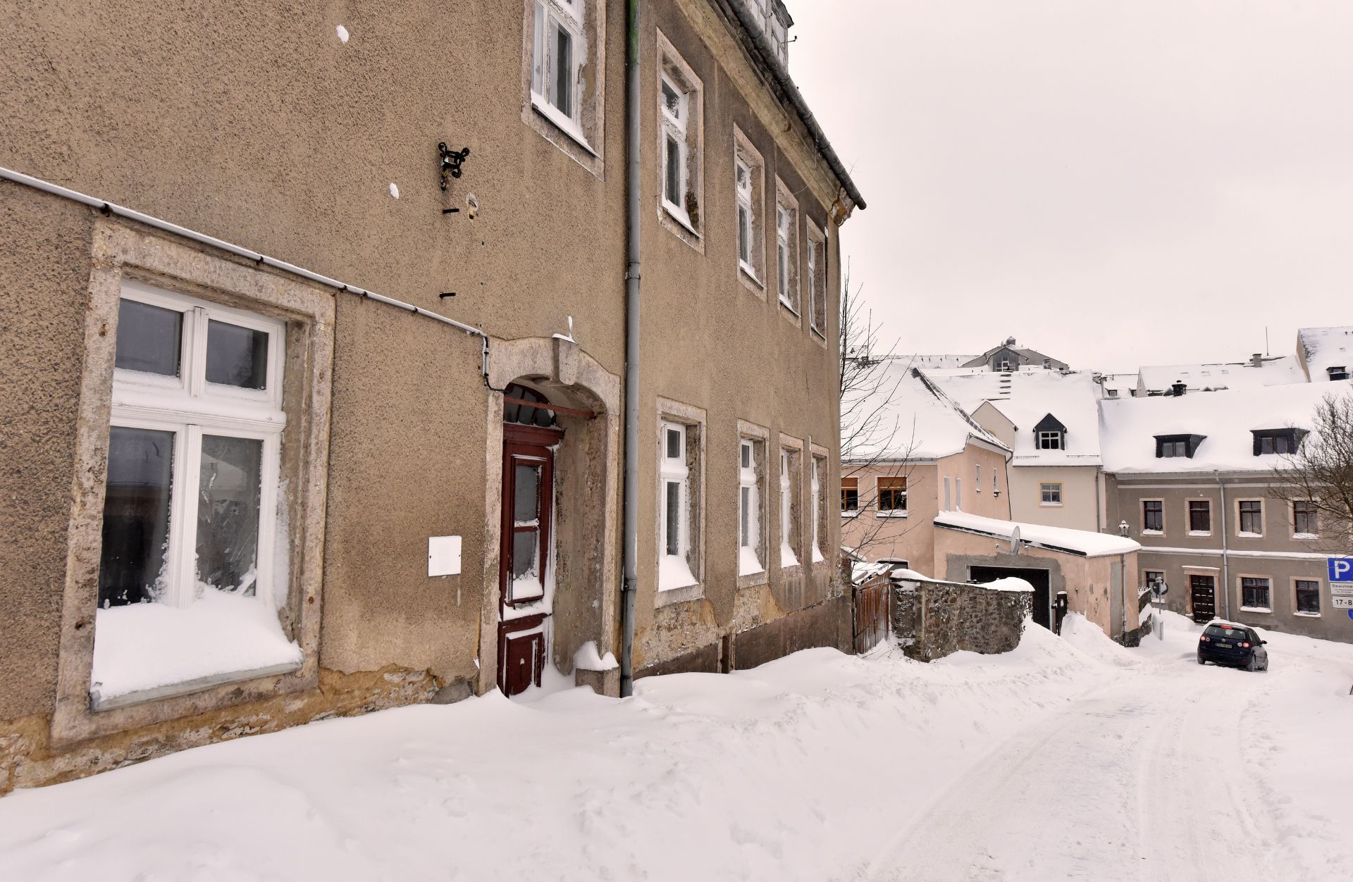 FREEHOLD MULTI APARTMENT BLOCK IN ANNABERG BUCHHOLZ, GERMANY - Image 5 of 60