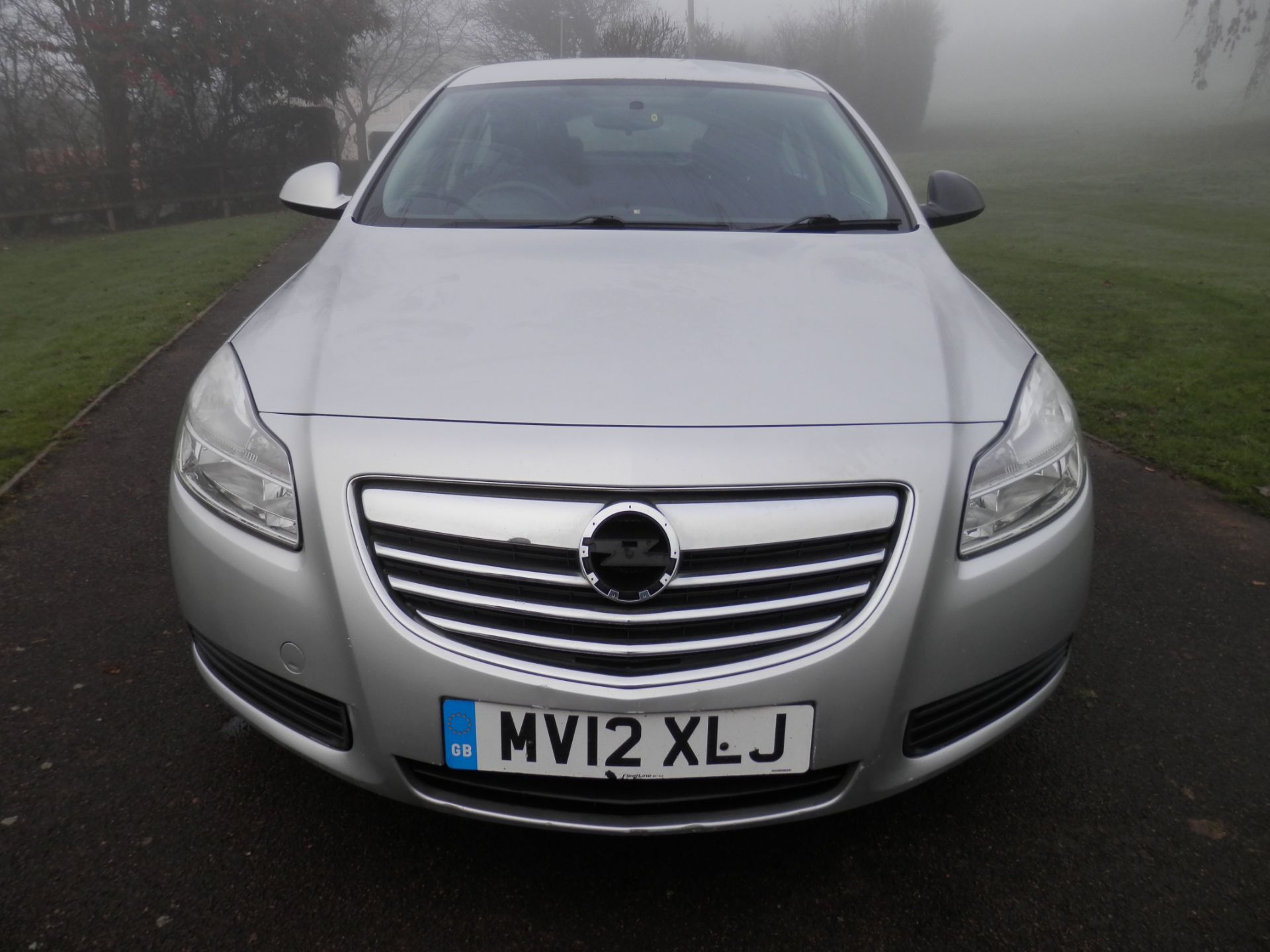 2012/12 VAUXHALL INSIGNIA EXCLUSIVE 2.0 TURBO DIESEL, MOT MARCH 2017, 6 SPEED MANUAL. - Image 2 of 16