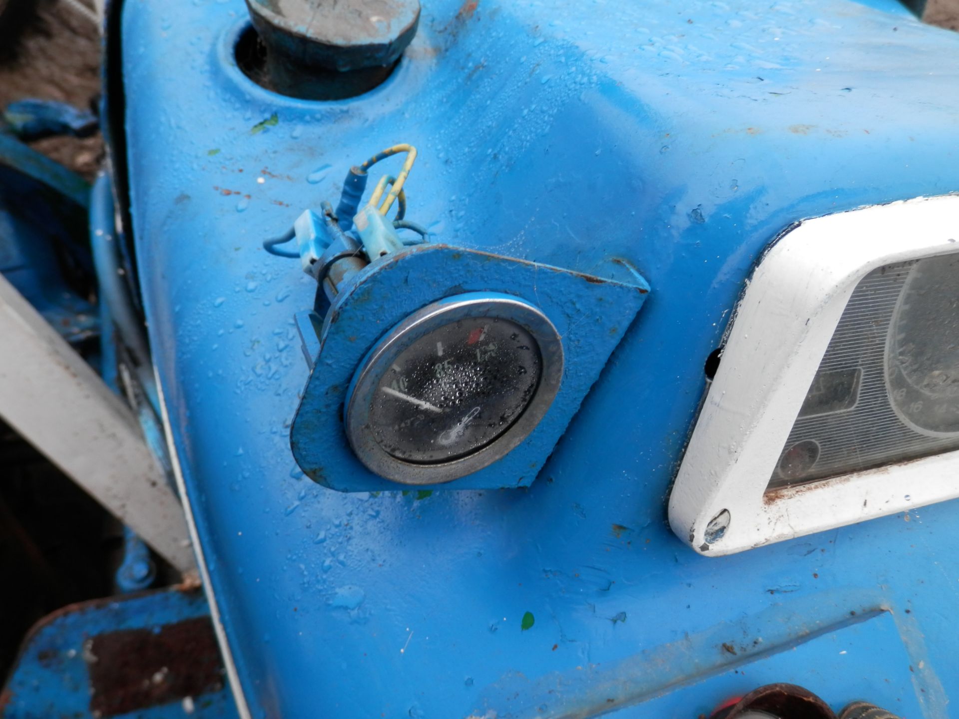 1960S FORD COUNTY 1004 4 WHEEL DRIVE TRACTOR, RUNS & DRIVES. - Image 9 of 10