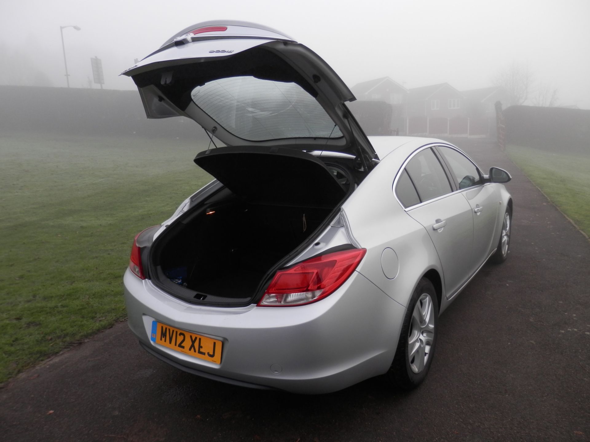 2012/12 VAUXHALL INSIGNIA EXCLUSIVE 2.0 TURBO DIESEL, MOT MARCH 2017, 6 SPEED MANUAL. - Bild 8 aus 16