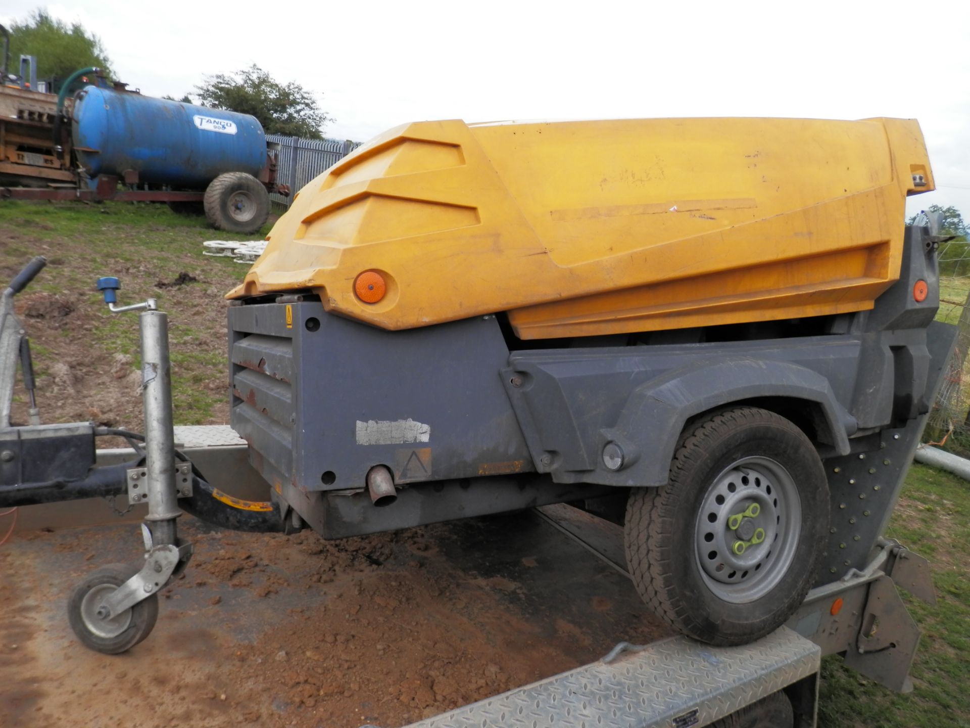 QUALITY 2008 WORKING ATLAS COPCO AIRPOWER, GENERATOR COMPRESSOR, DEUTZ AG 44HP/32 KW ENGINE.1086 HRS