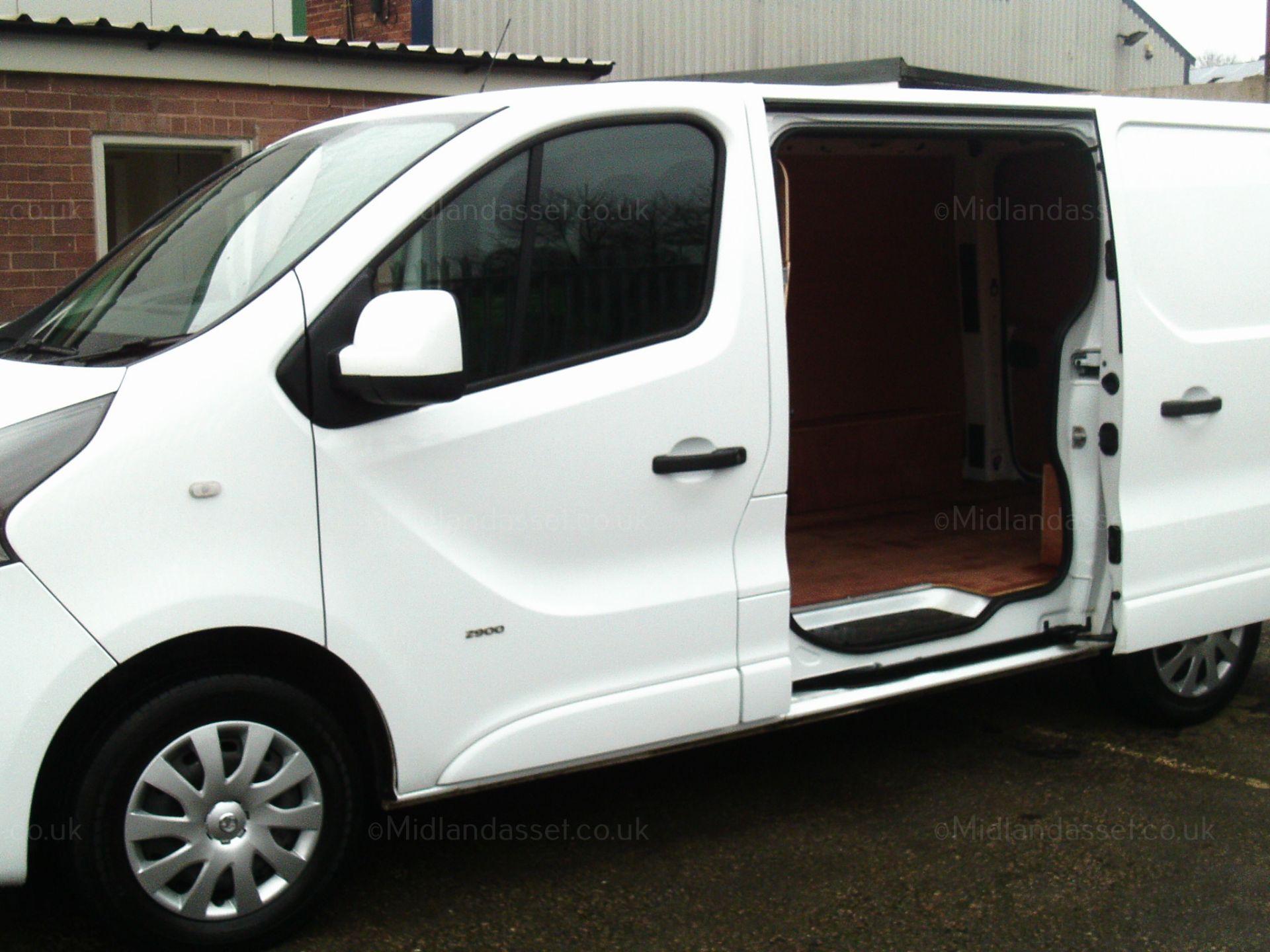 2015/65 REG VAUXHALL VIVARO 2900 SPORTIVE CDTI PANEL VAN ONE OWNER - Image 4 of 12