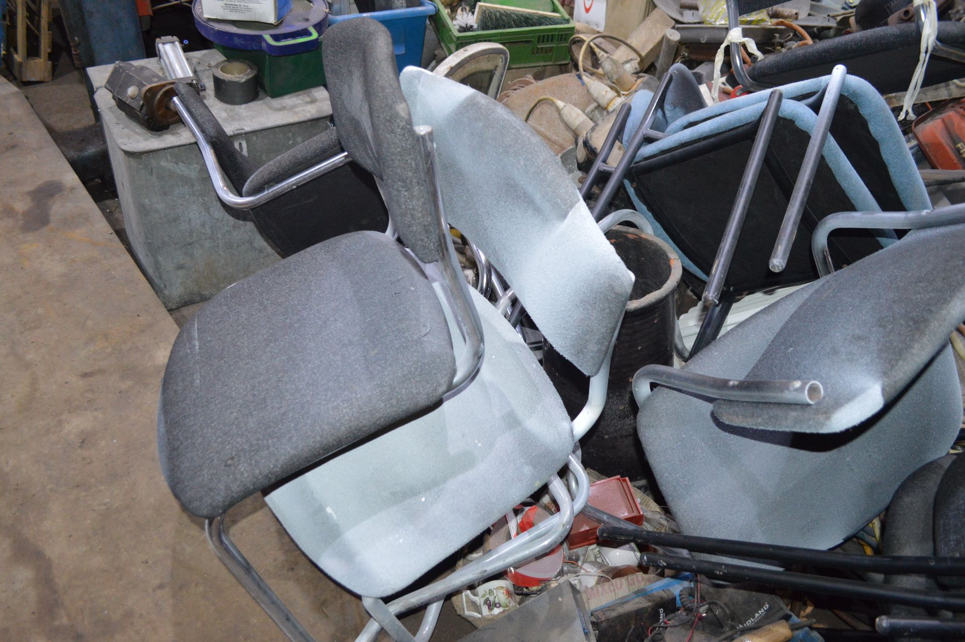 VARIOUS TYPES OF CHAIRS - YOU ARE BUYING EVERYTHING PICTURED *NO VAT*