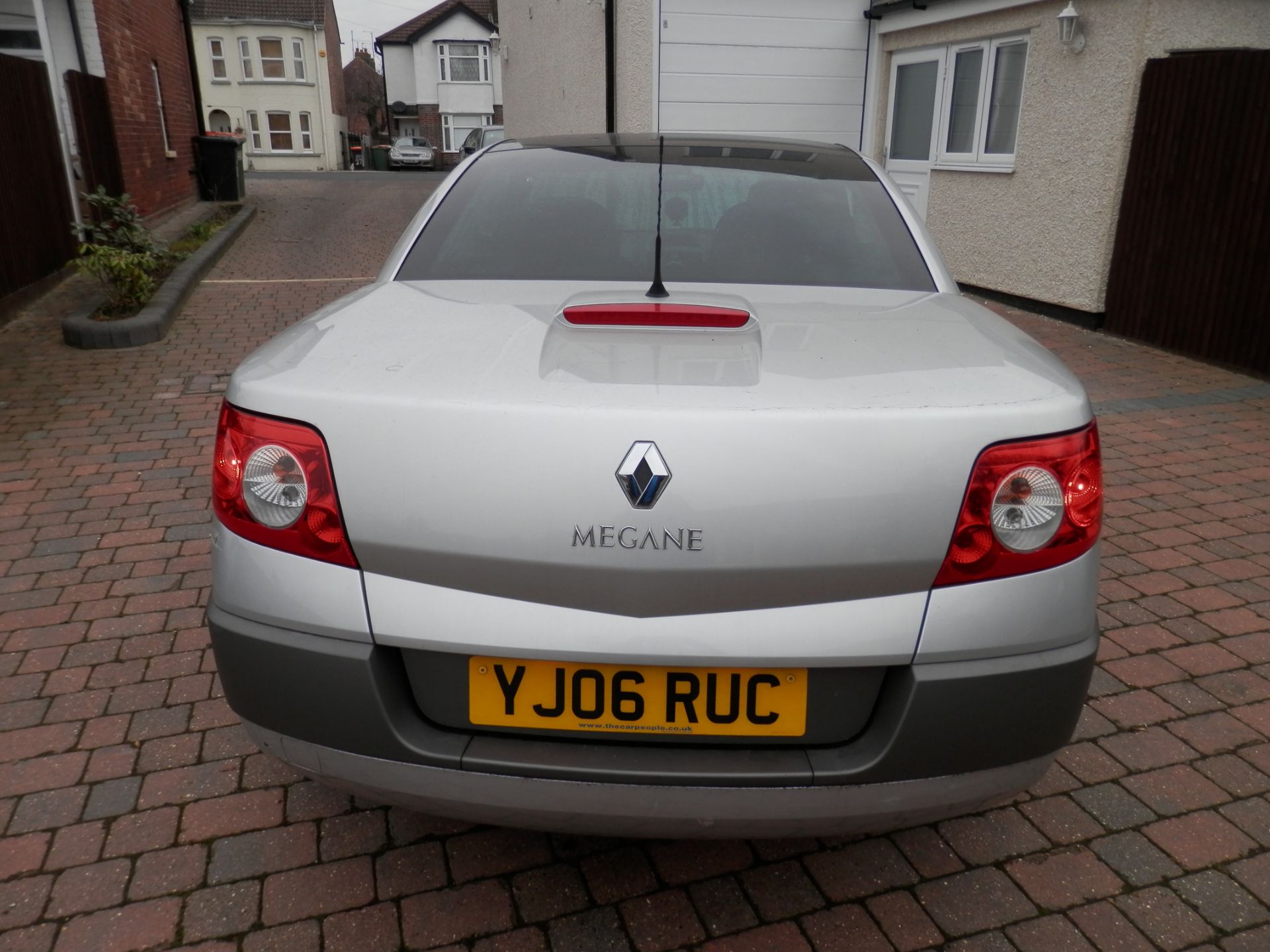 2006/06 RENAULT MEGANE DYNAMIQUE CONVERTIBLE 1.6 VVT, ONLY 54K MILES, MOT MARCH 2017, GREAT CAR - Image 2 of 16