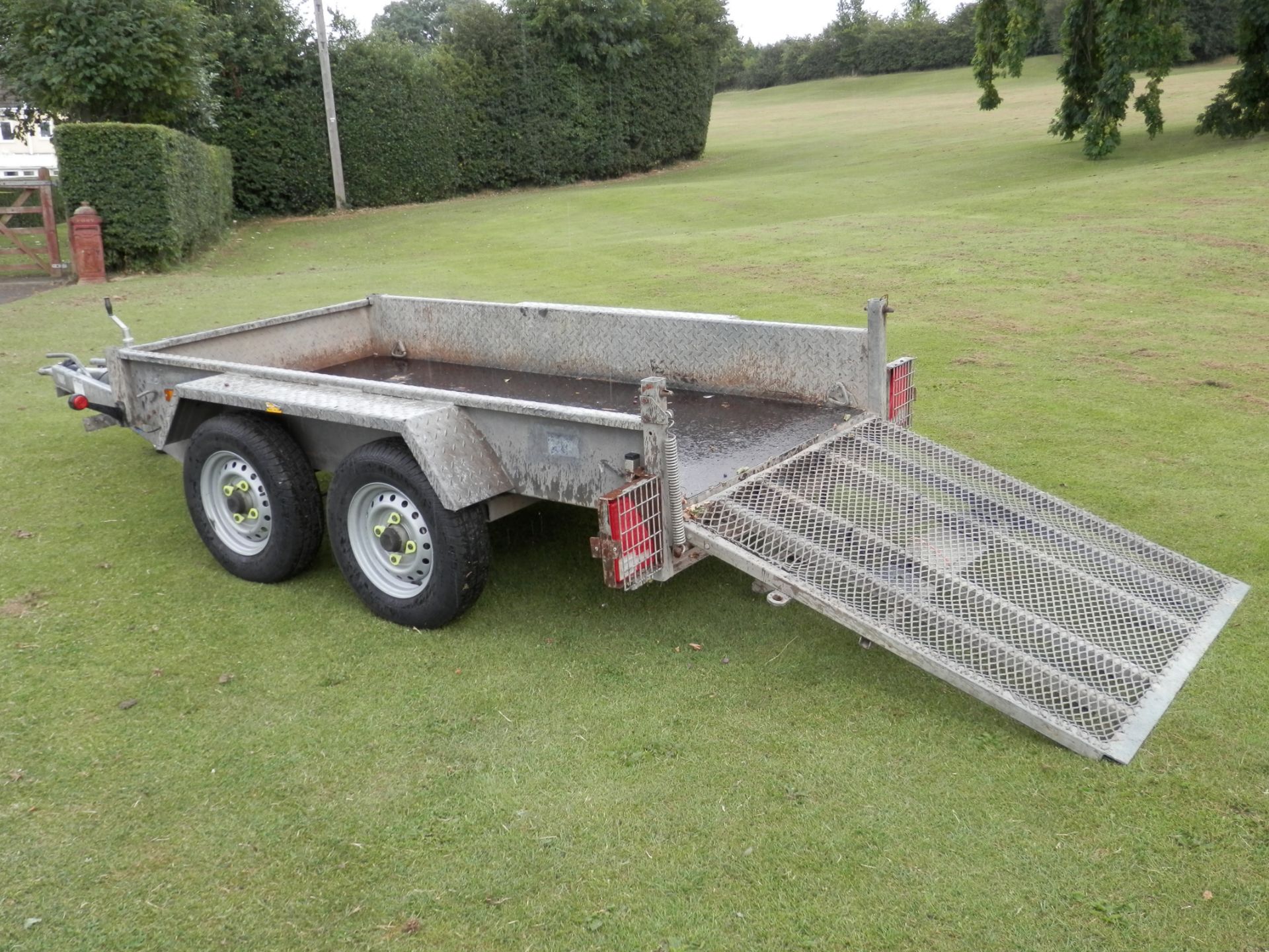 INDESPENSION 4 WHEEL PLANT TRAILER, 2600KG. VERY GOOD CONDITION, GOOD SOLID TRAILER.