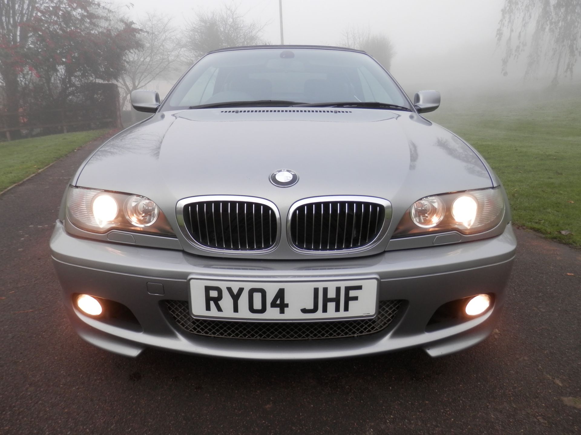 2004/04 BMW 330 CI M-SPORT COUPE SPORTS AUTO CONVERTIBLE, SILVER WITH BLACK LEATHER, ONLY 69K MILES. - Image 5 of 21