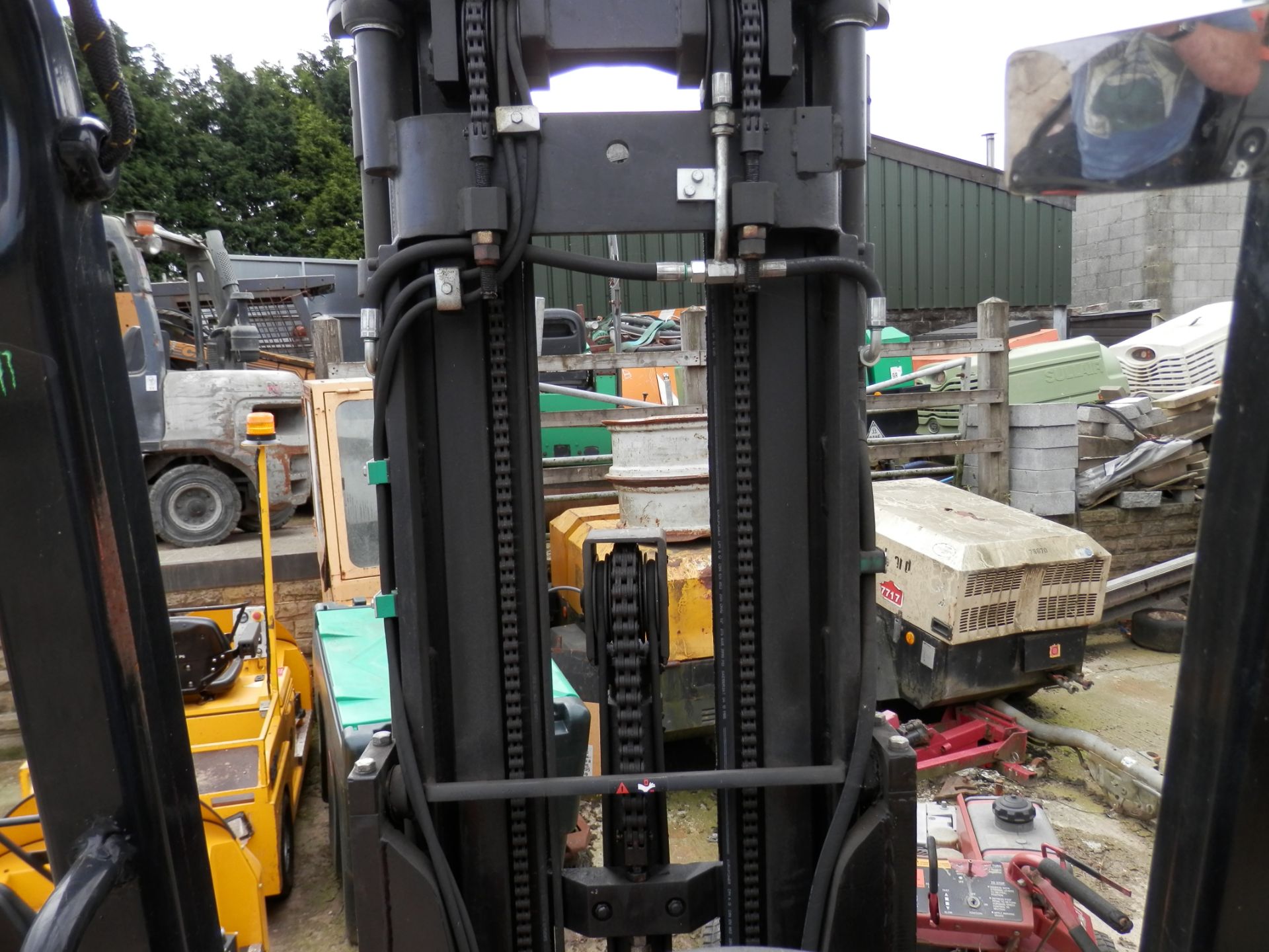 2010 GAS POWERED "BENDI" B64047XSS 1650KG FORKLIFT TRUCK, STARTING PROBLEM ! - Image 7 of 8