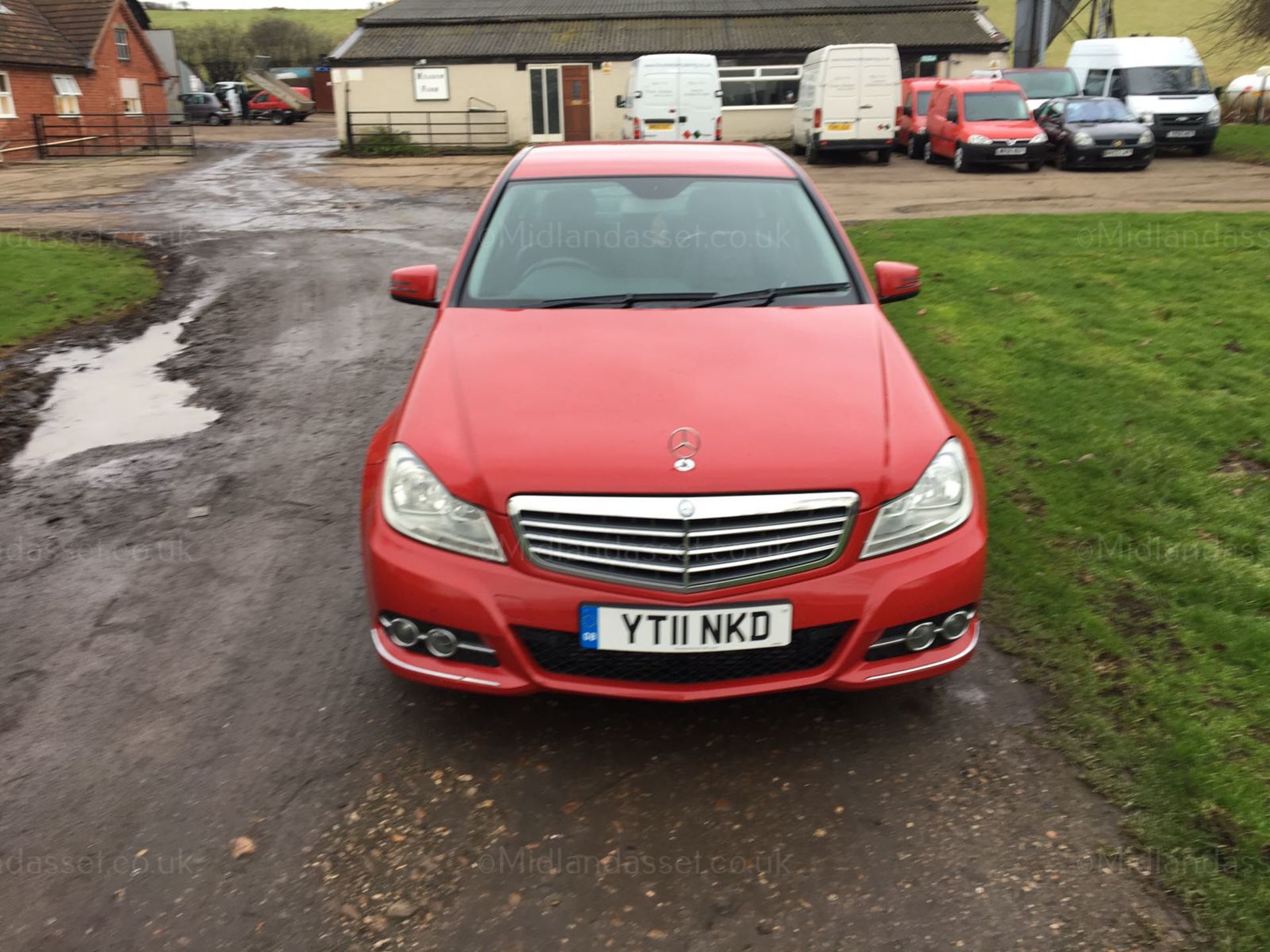 2011/11 REG MERCEDES BENZ C220 ELEGANCE CDI BLUE EFFICIENCY ONE FORMER KEEPER *NO KNOWN FAULTS* - Image 2 of 25