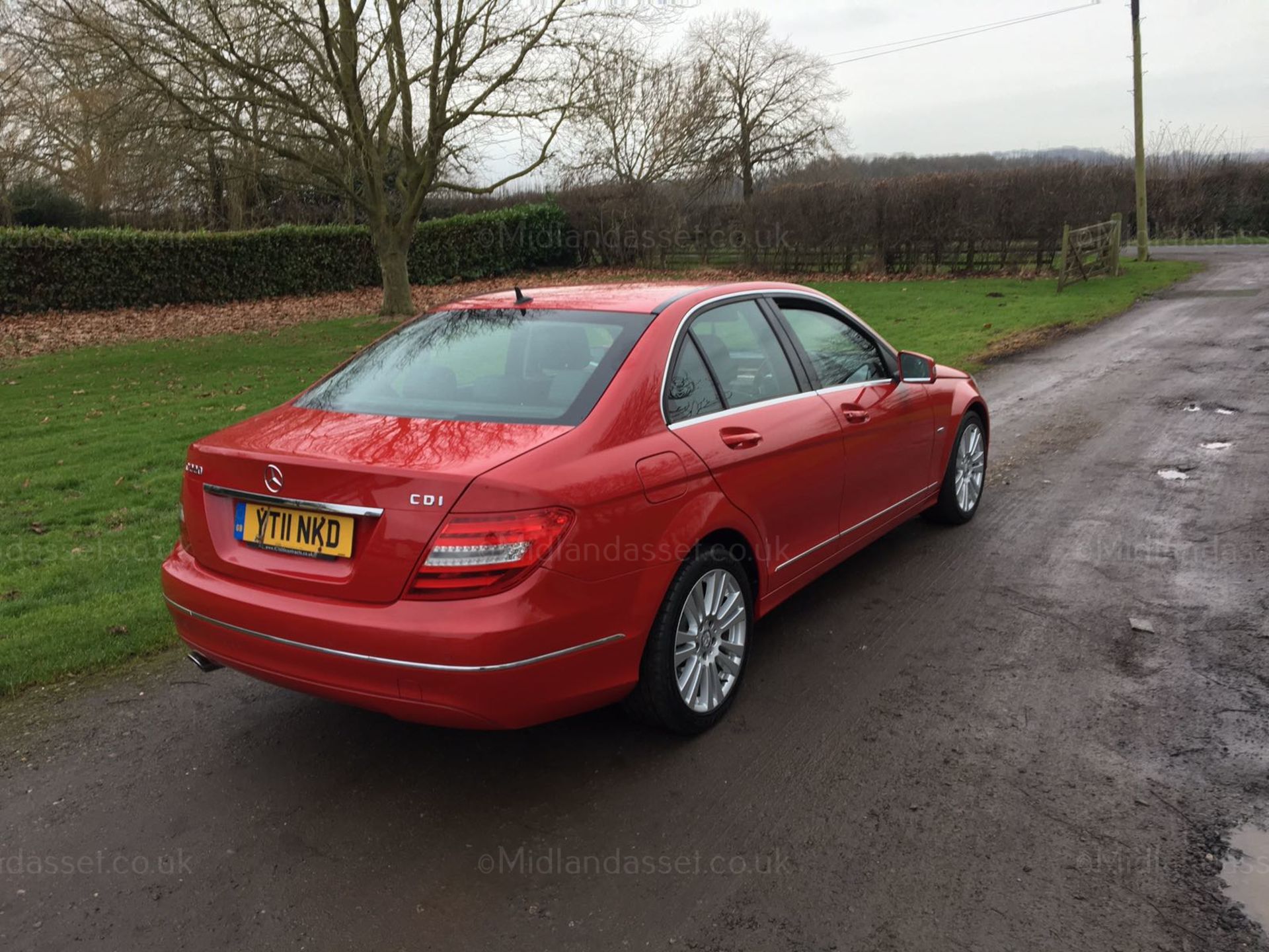 2011/11 REG MERCEDES BENZ C220 ELEGANCE CDI BLUE EFFICIENCY ONE FORMER KEEPER *NO KNOWN FAULTS* - Image 7 of 25