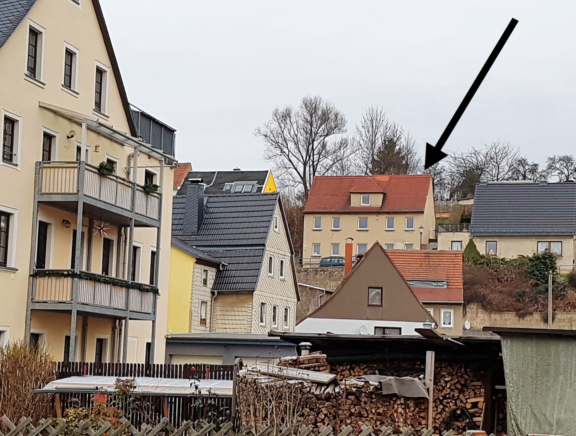 FREEHOLD MULTI APARTMENT BLOCK IN THE HISTORIC TOWN OF HAINICHEN, GERMANY - Image 3 of 51