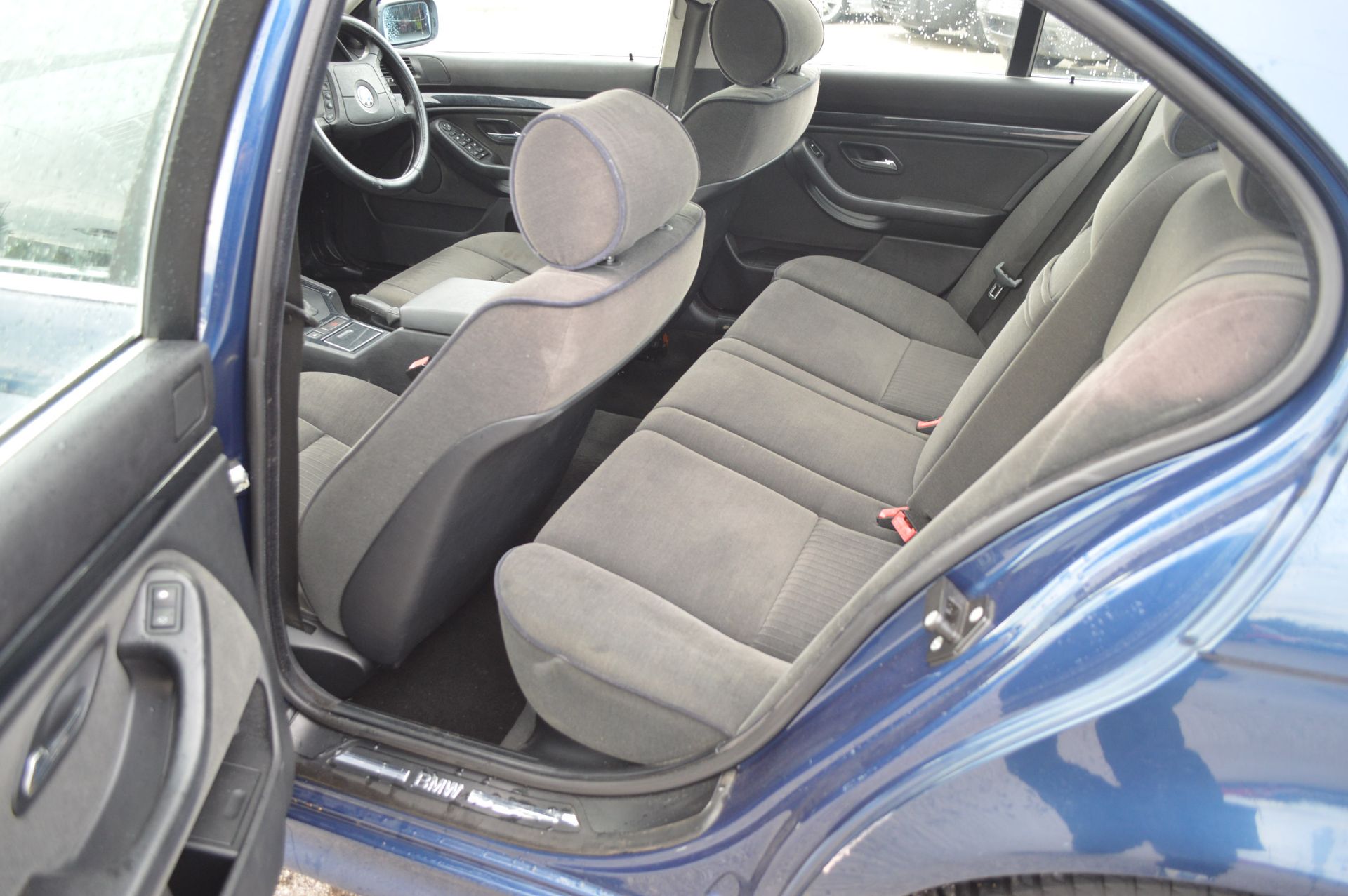 1998/R REG BLUE BMW 520I SE AUTOMATIC, AIR CON, 165K MILES *NO VAT* - Image 14 of 34