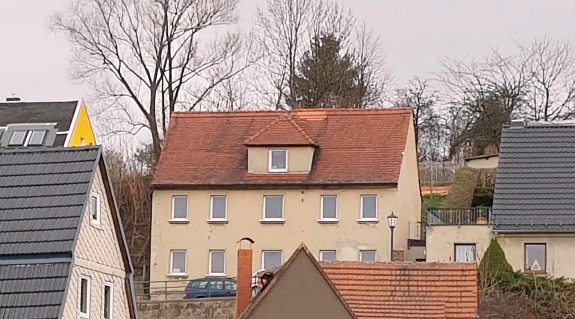 FREEHOLD MULTI APARTMENT BLOCK IN THE HISTORIC TOWN OF HAINICHEN, GERMANY - Image 24 of 51