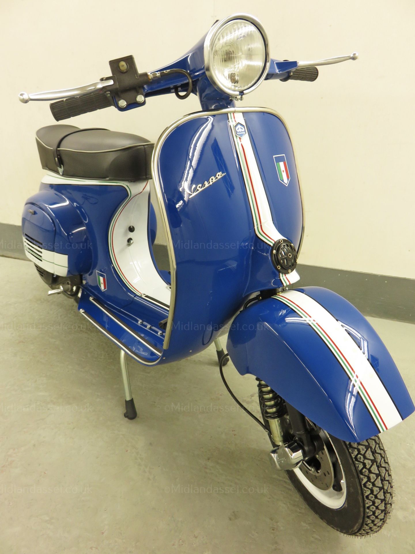 133cc Vespa Primavera fully restored - Bild 4 aus 11