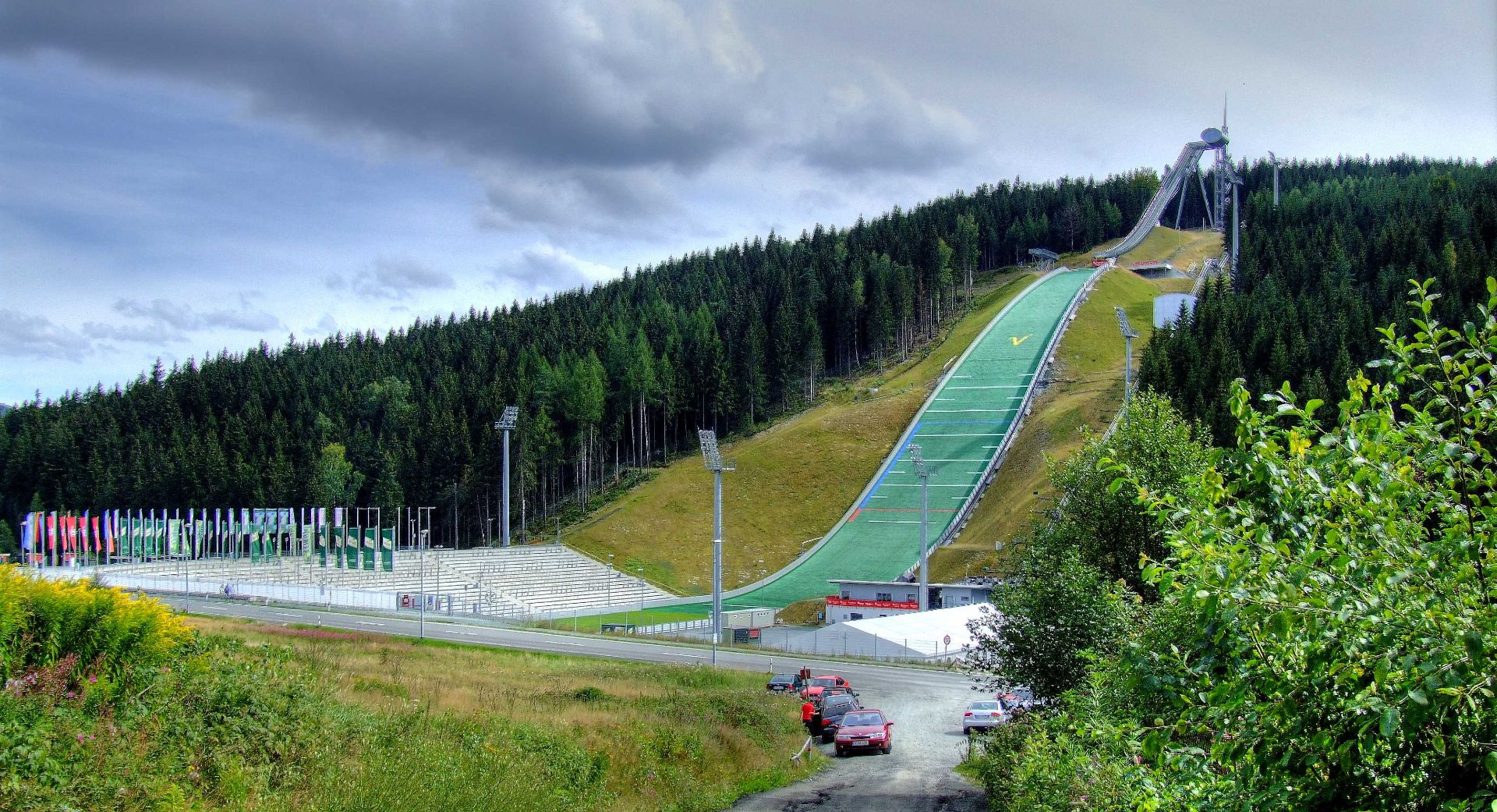 LARGE MULTI APARTMENT HOUSE IN KLINGENTHAL, GERMANY - Bild 80 aus 90