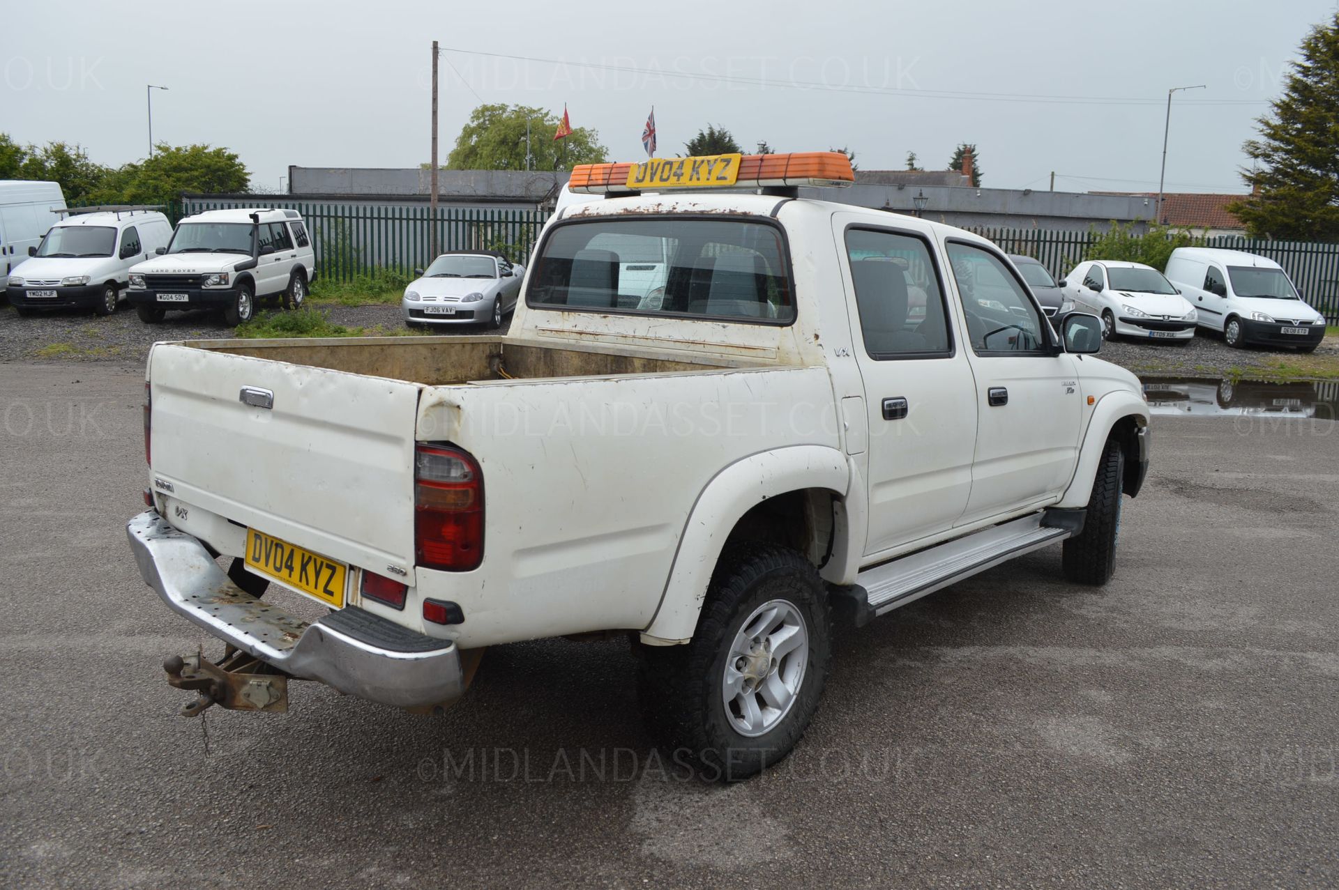 2004/04 REG TOYOTA HILUX 280 VX 4X4 CREW CAB PICK-UP *NO VAT* - Image 7 of 34