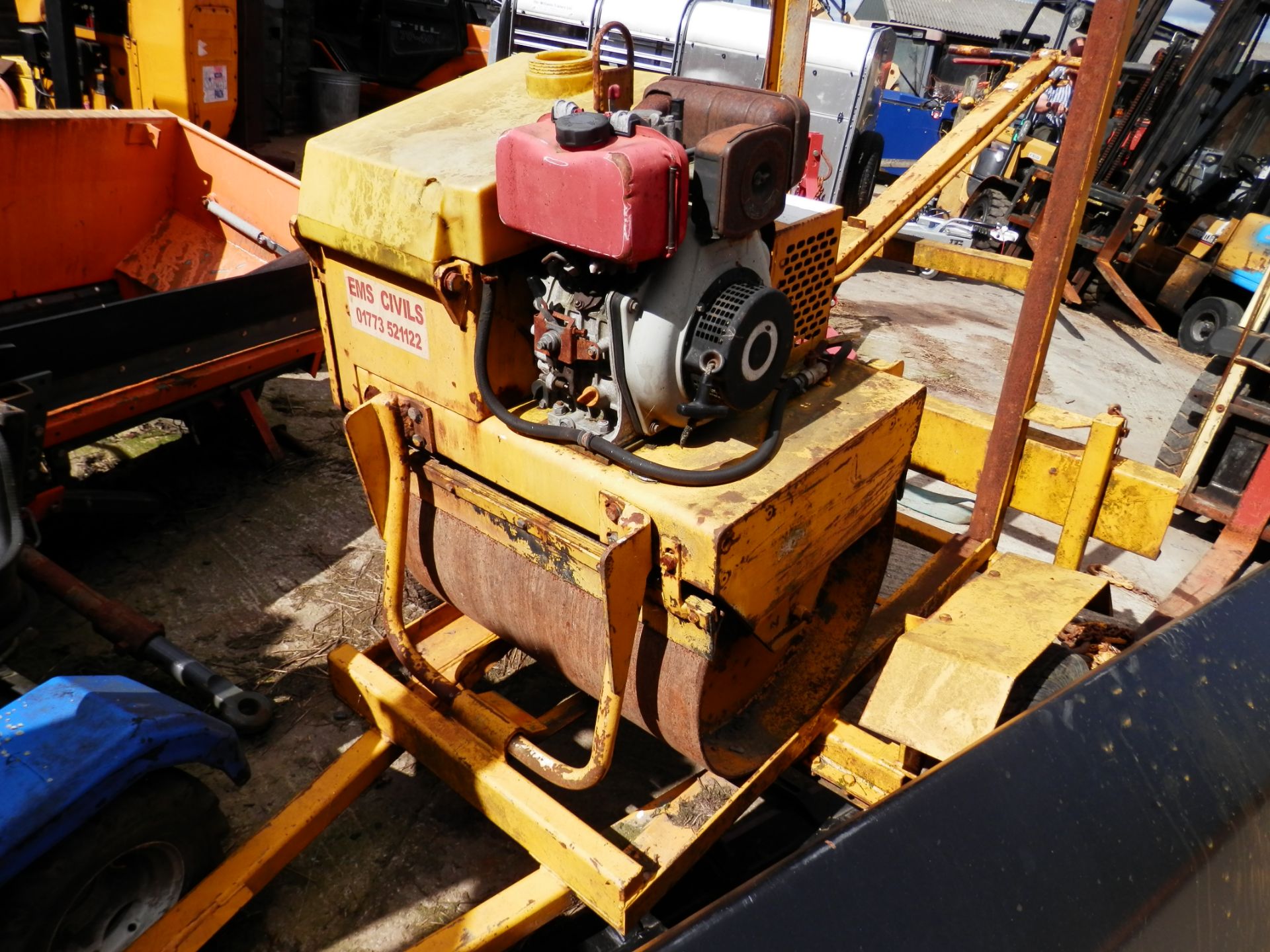 2000 MORTIMER 455 KG DIESEL ROLLER WITH TRAILER, WORKING.