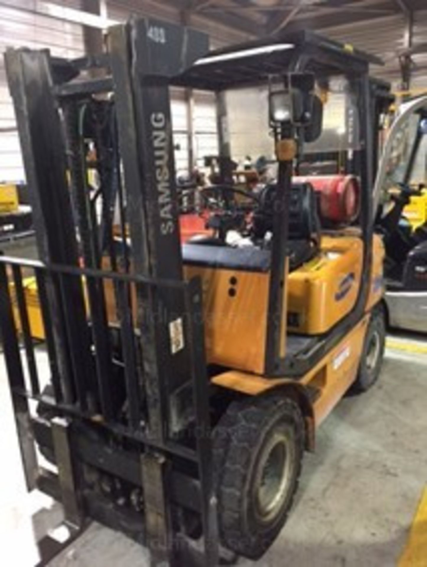 2003 SAMSUNG SF20L LPG COUNTERBALANCE FORK TRUCK