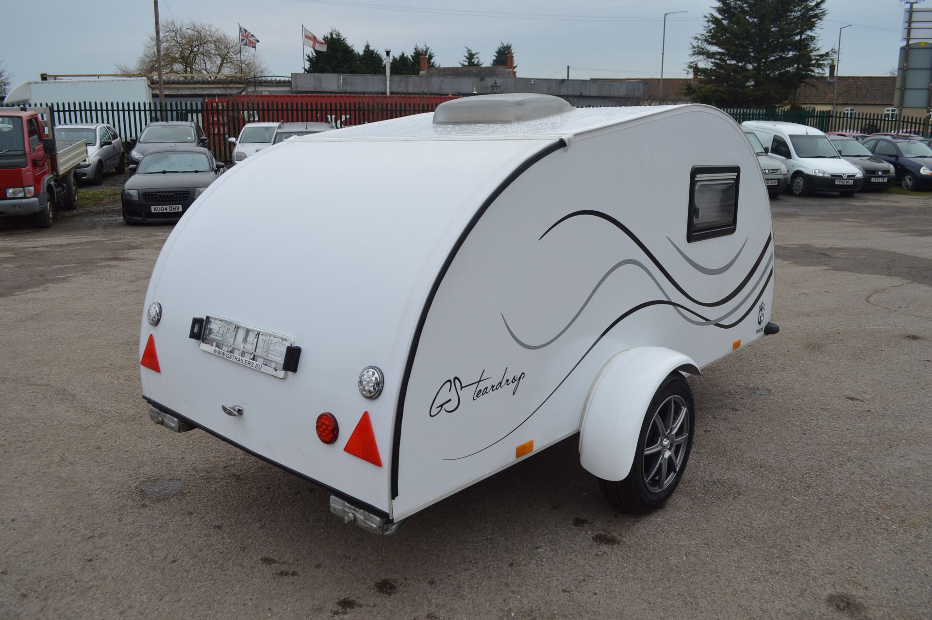 BRAND NEW 2017 MODEL GS TEARDROP CAMPING TRAILER *NO VAT* - Image 6 of 26