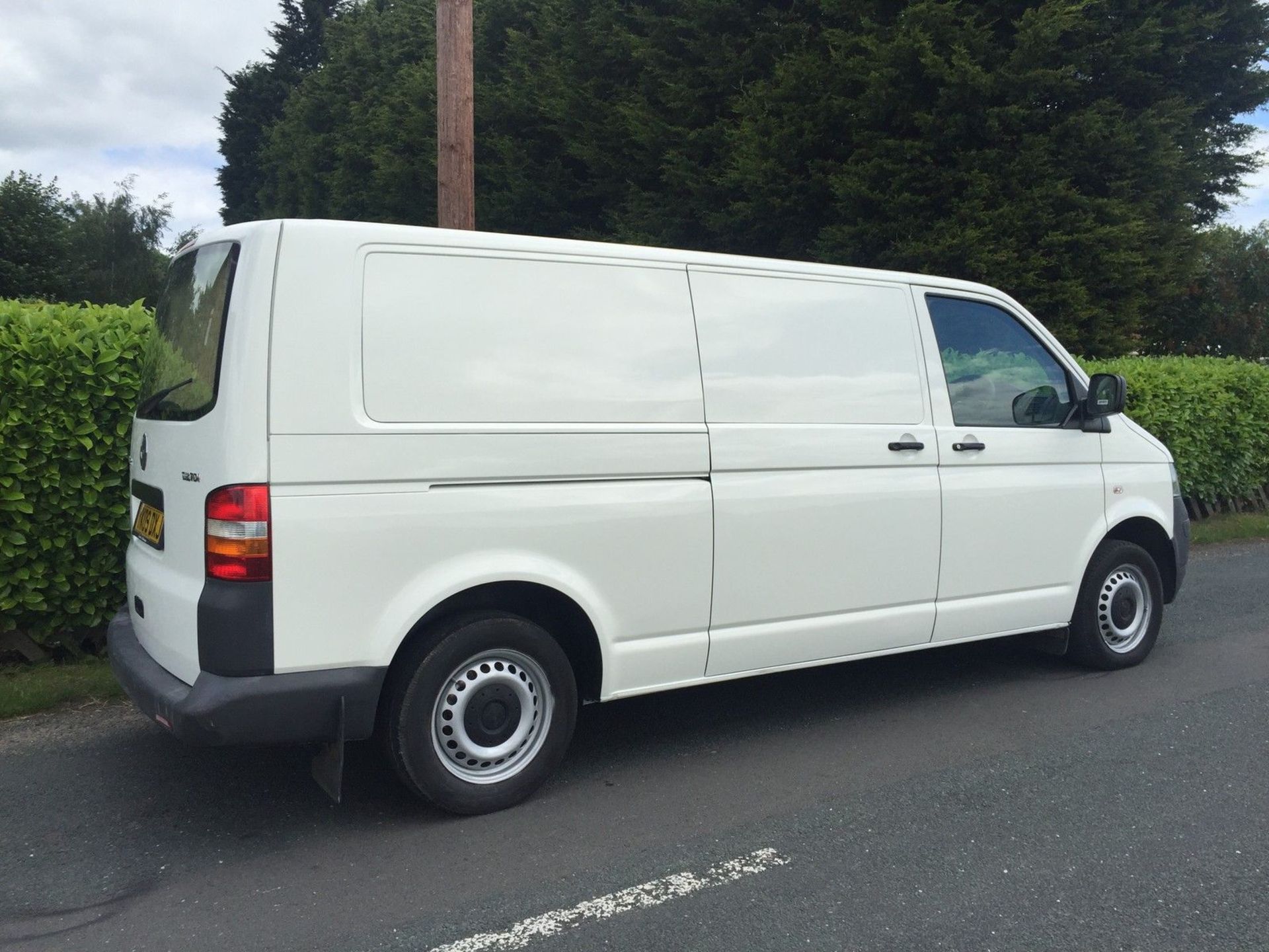 2009/09 REG VOLKSWAGEN TRANSPORTER T32 102 TDI LWB *NO VAT* - Image 2 of 5