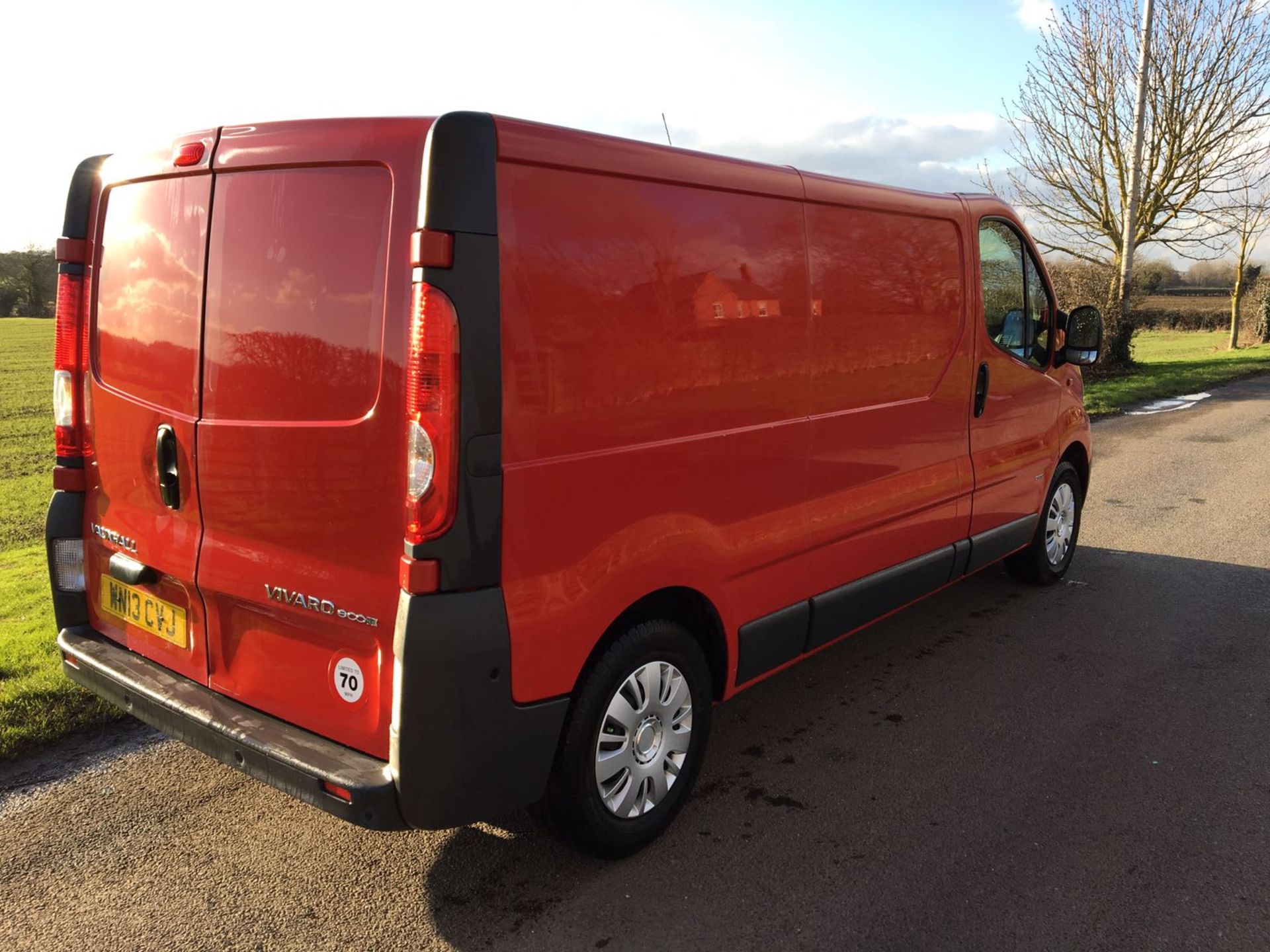 2013/13 REG VAUXHALL VIVARO 2900 ECOFLEX CDTI, SHOWING 1 OWNER *NO VAT* - Image 6 of 17