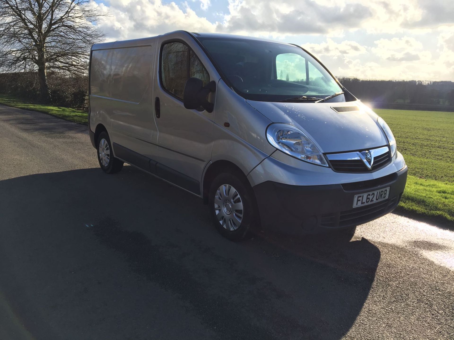 2012/62 REG VAUXHALL VIVARO 2700 CDTI EFLEX 11, SHOWING 1 OWNER *NO VAT*