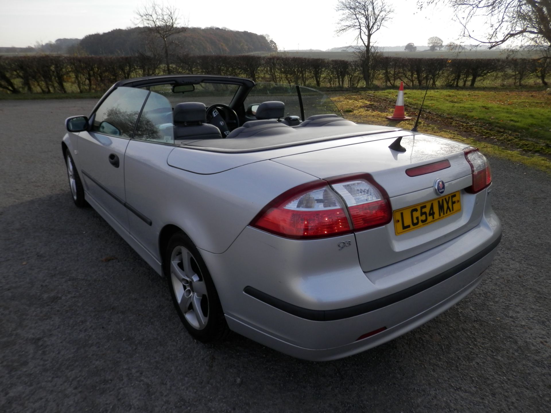 54/2004 SAAB 93 VECTOR, CONVERTIBLE, 2.0 TURBO, 150 BHP, MANUAL. ONLY 86K MILES, MOT JUNE 2017 - Image 5 of 34