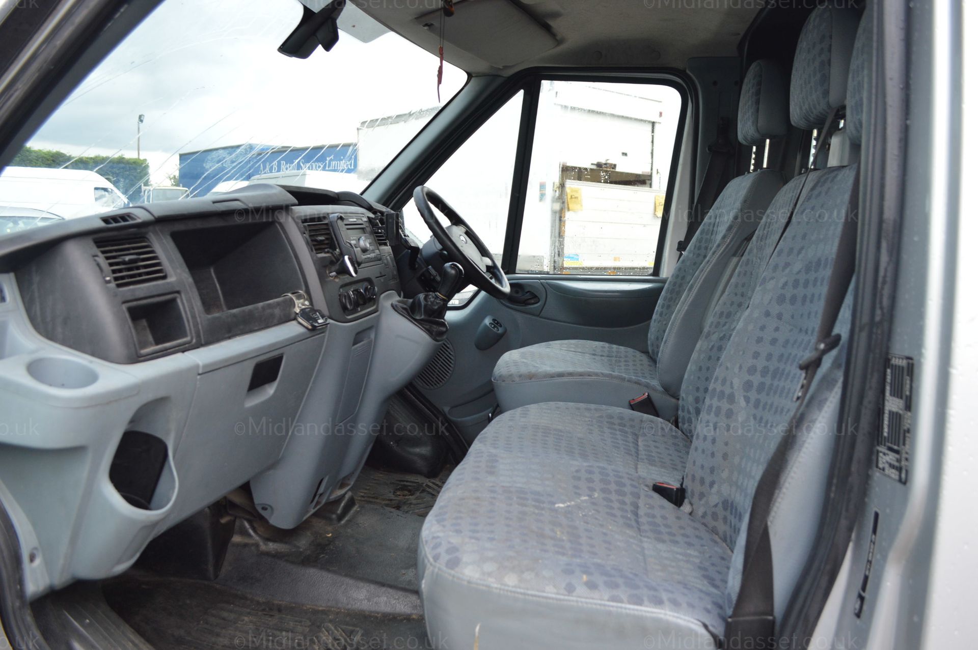 2008/08 REG FORD TRANSIT 110 T330S FWD - Image 9 of 17