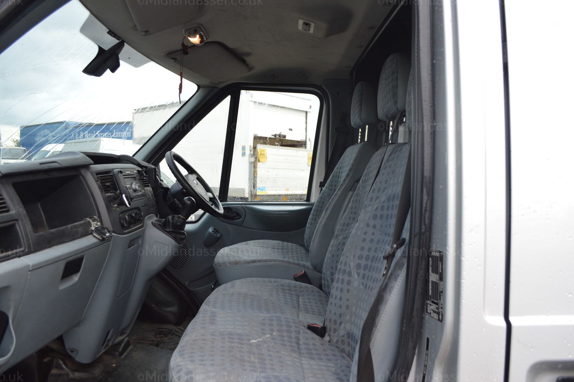 2008/08 REG FORD TRANSIT 110 T330S FWD - Image 10 of 17