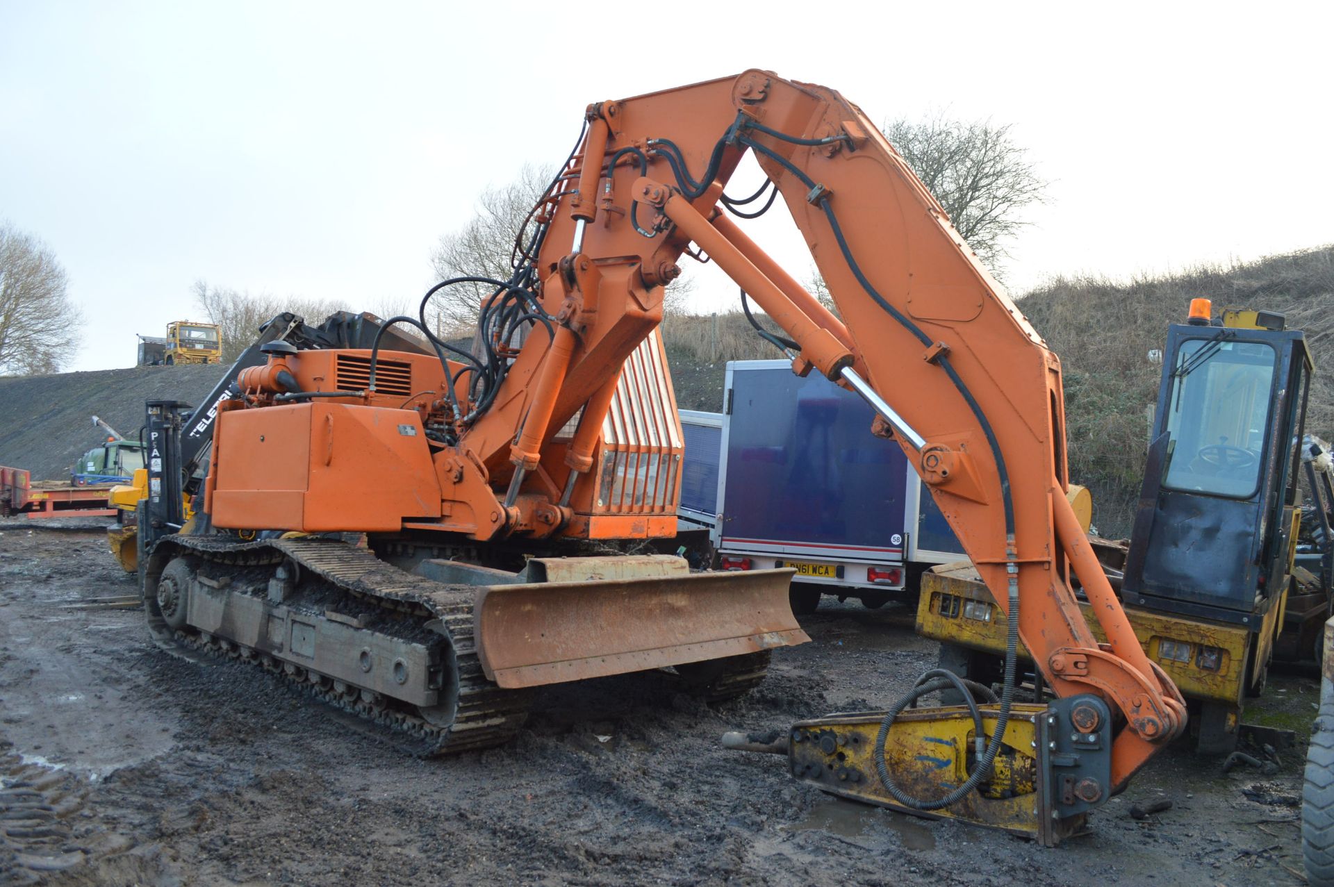 ORANGE ATLAS TUNNEL EXCAVATOR WITH BREAKER *PLUS VAT*