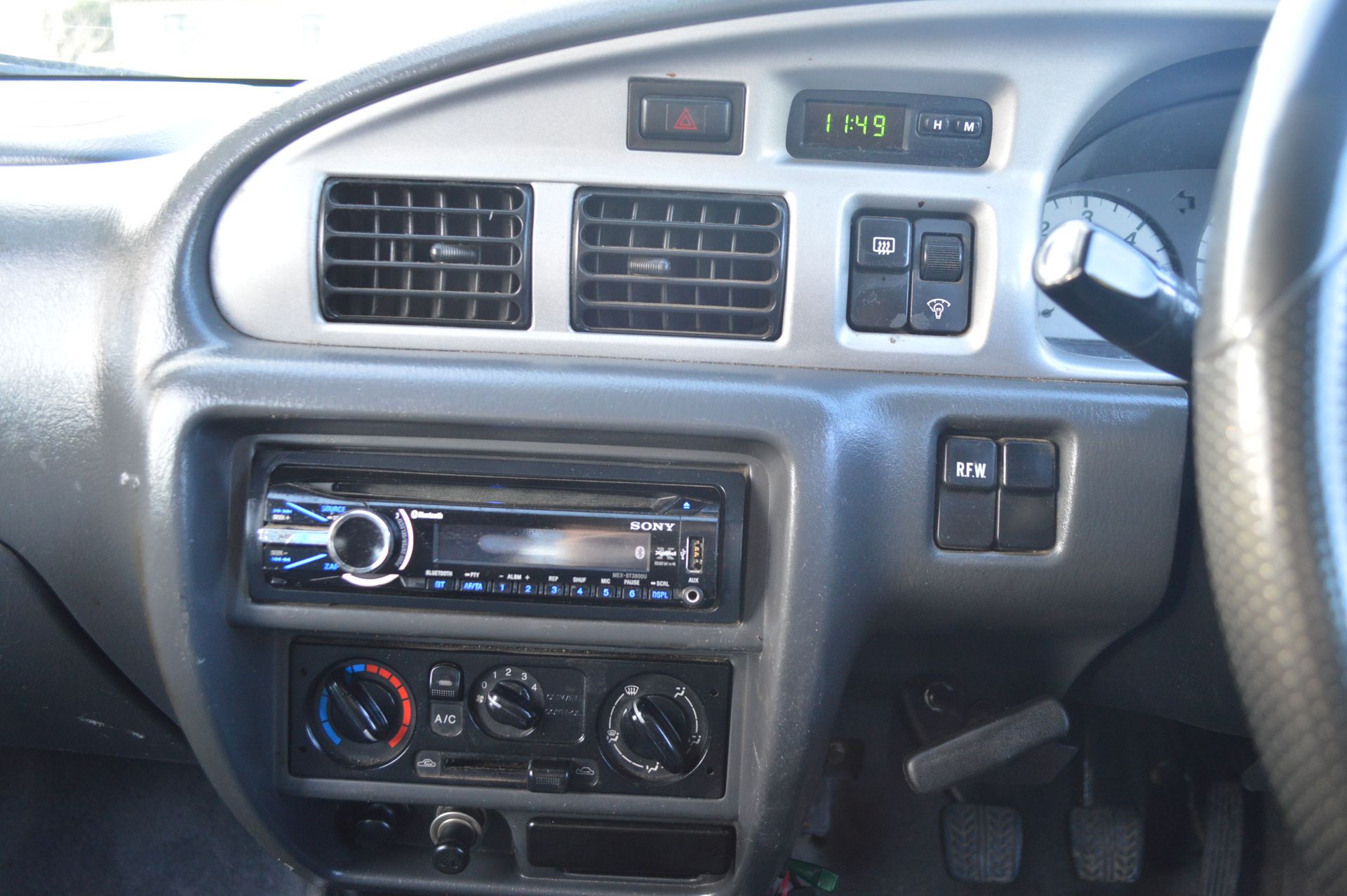 2005/05 REG BLUE MAZDA B2500 4X4 DOUBLE CAB TURBO DIESEL - Image 19 of 22