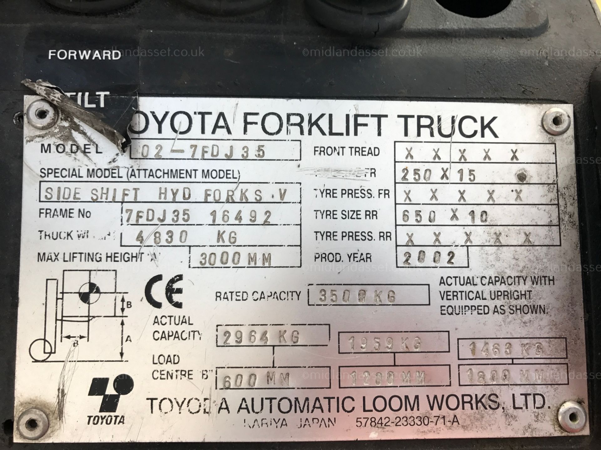 2002 TOYOTA 35 DIESEL FORK TRUCK - Image 6 of 6