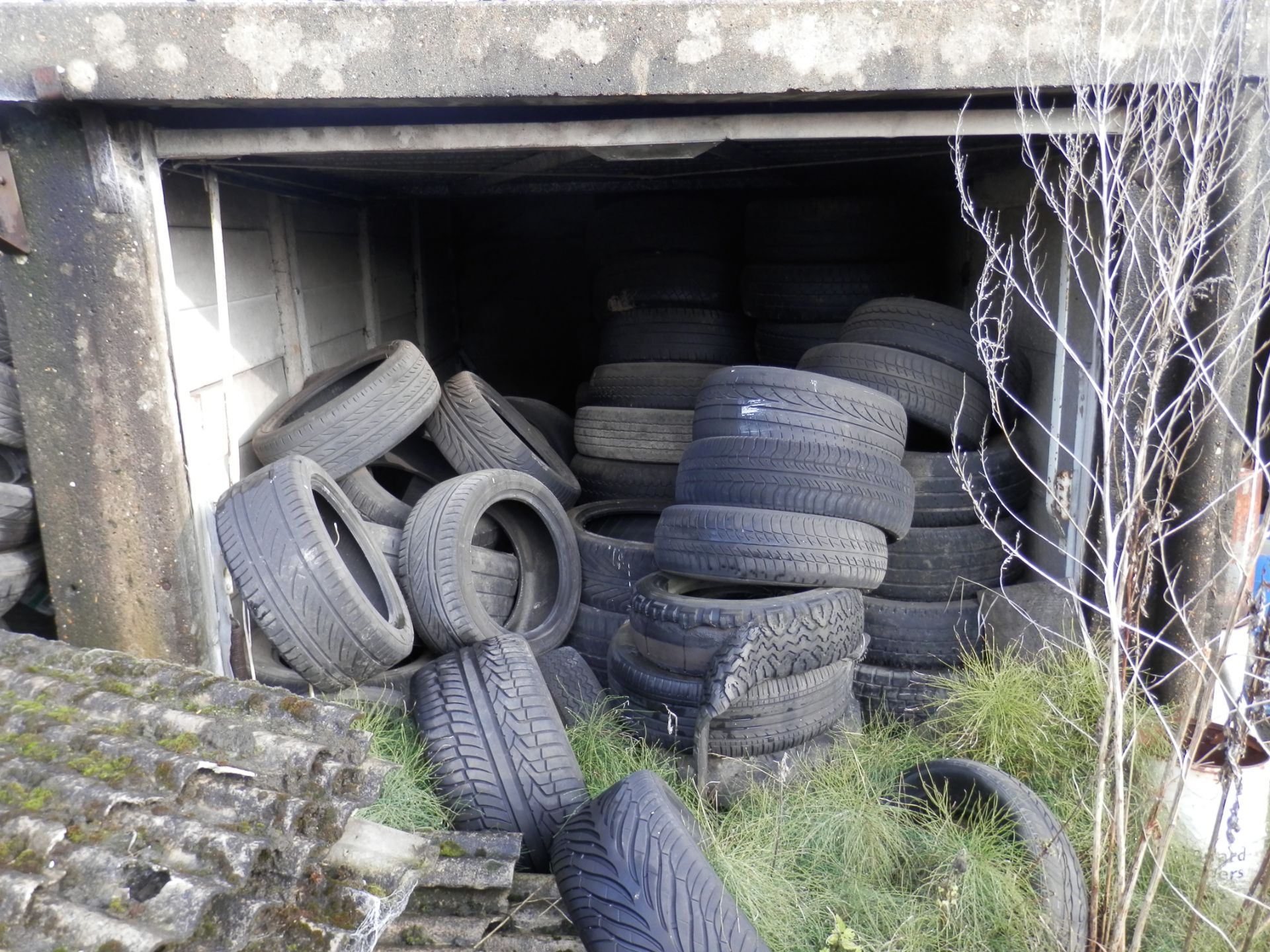 3 GARAGES FULL OF USED, PART WORN TYRES. ASSORTED FROM CAR TO LORRY TYRES. POSSIBLY 800+ - Image 3 of 7