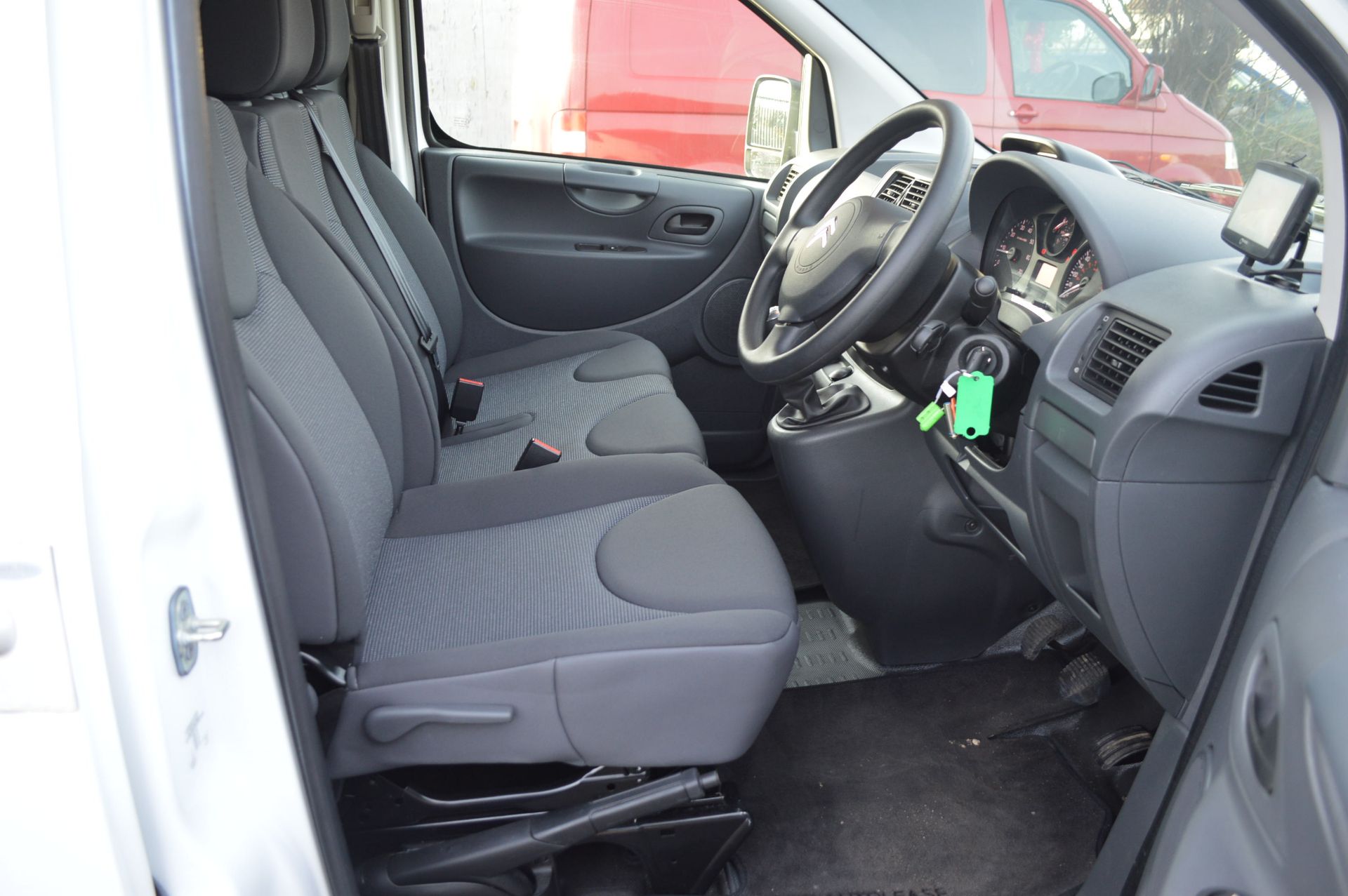 2016/16 REG CITROEN DISPATCH 1200 L2H1 EN-RIS, ONLY 800 MILES! *PLUS VAT* - Image 17 of 26