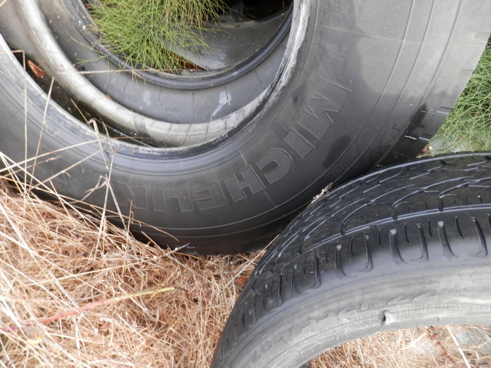 3 GARAGES FULL OF USED, PART WORN TYRES. ASSORTED FROM CAR TO LORRY TYRES. POSSIBLY 800+ - Image 8 of 8