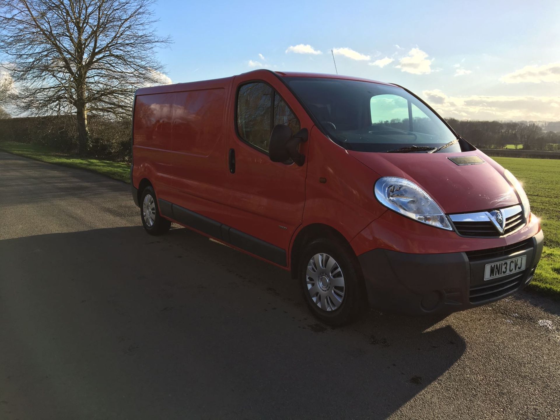 2013/13 REG VAUXHALL VIVARO 2900 ECOFLEX CDTI, SHOWING 1 OWNER *NO VAT*