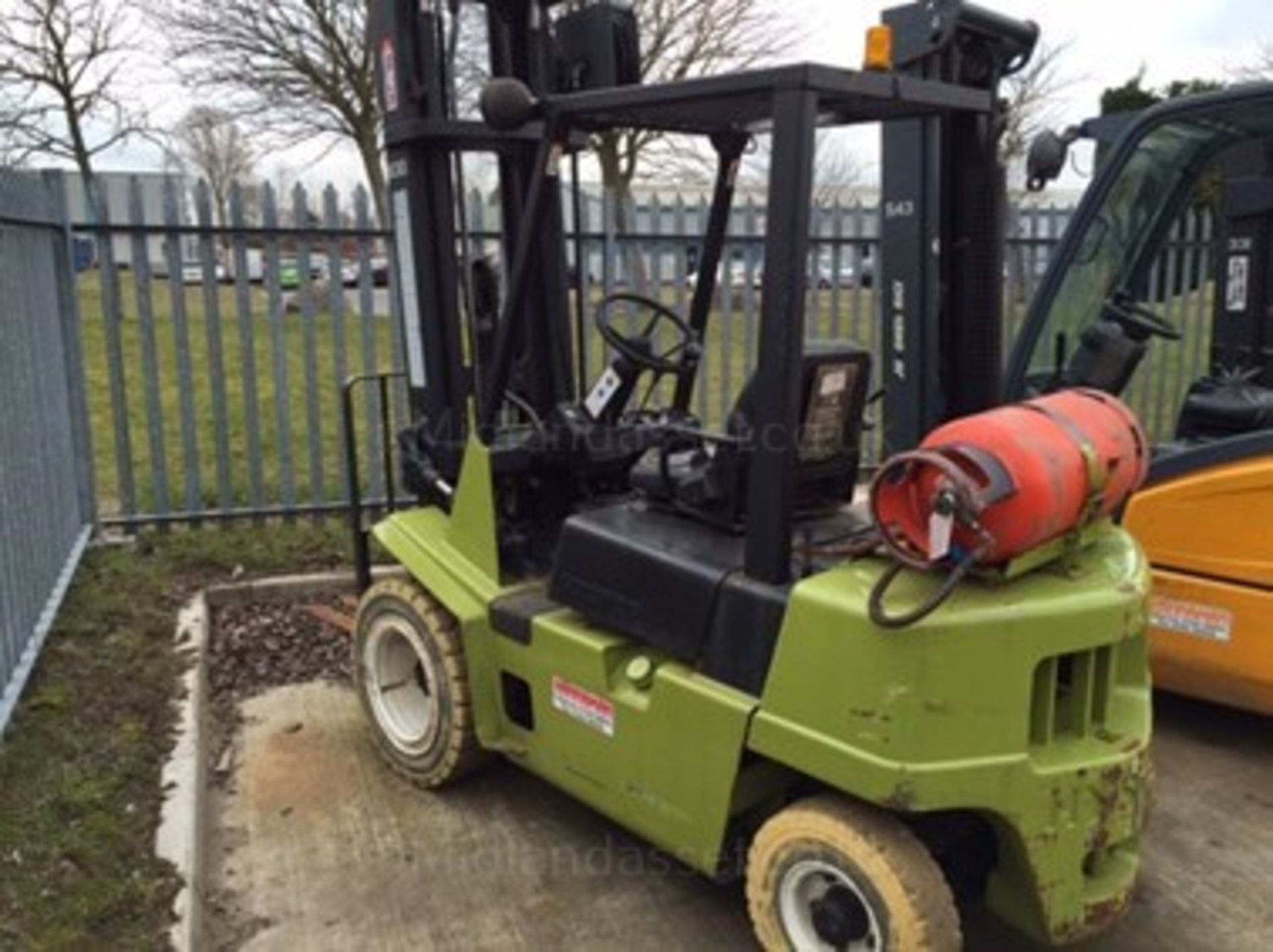 1991 HYSTER H20XL LPG COUNTERBALANCE FORK TRUCK - Image 3 of 4