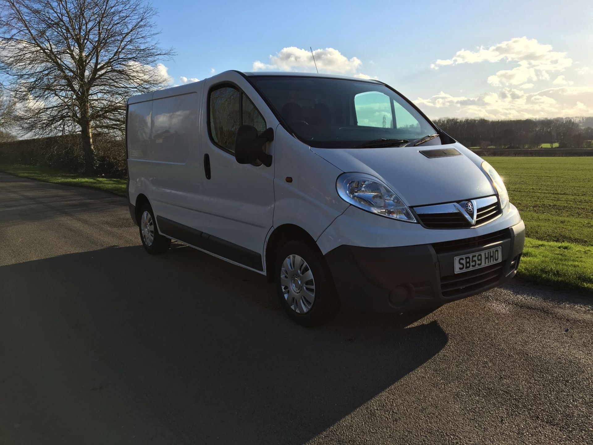 2009/59 REG VAUXHALL VIVARO 2700 CDTI SWB *NO VAT*