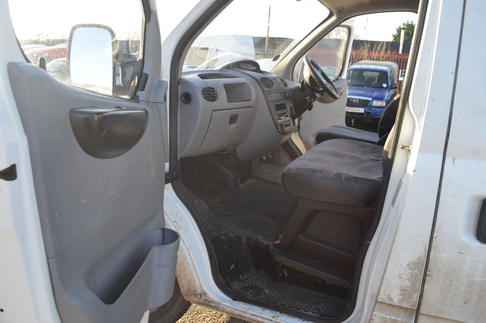 2007/57 REG LDV MAXUS 3.5T 95 LWB, 5 SPEED MANUAL *NO VAT* - Image 7 of 17